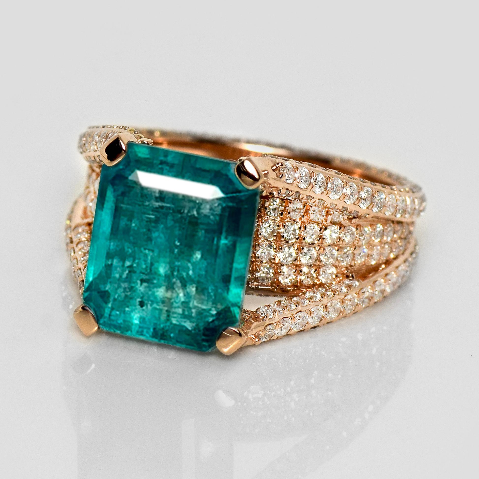 Contemporary IGI 18K 4.62 Ct Natural Emerald&Diamonds Antique Engagement Ring For Sale
