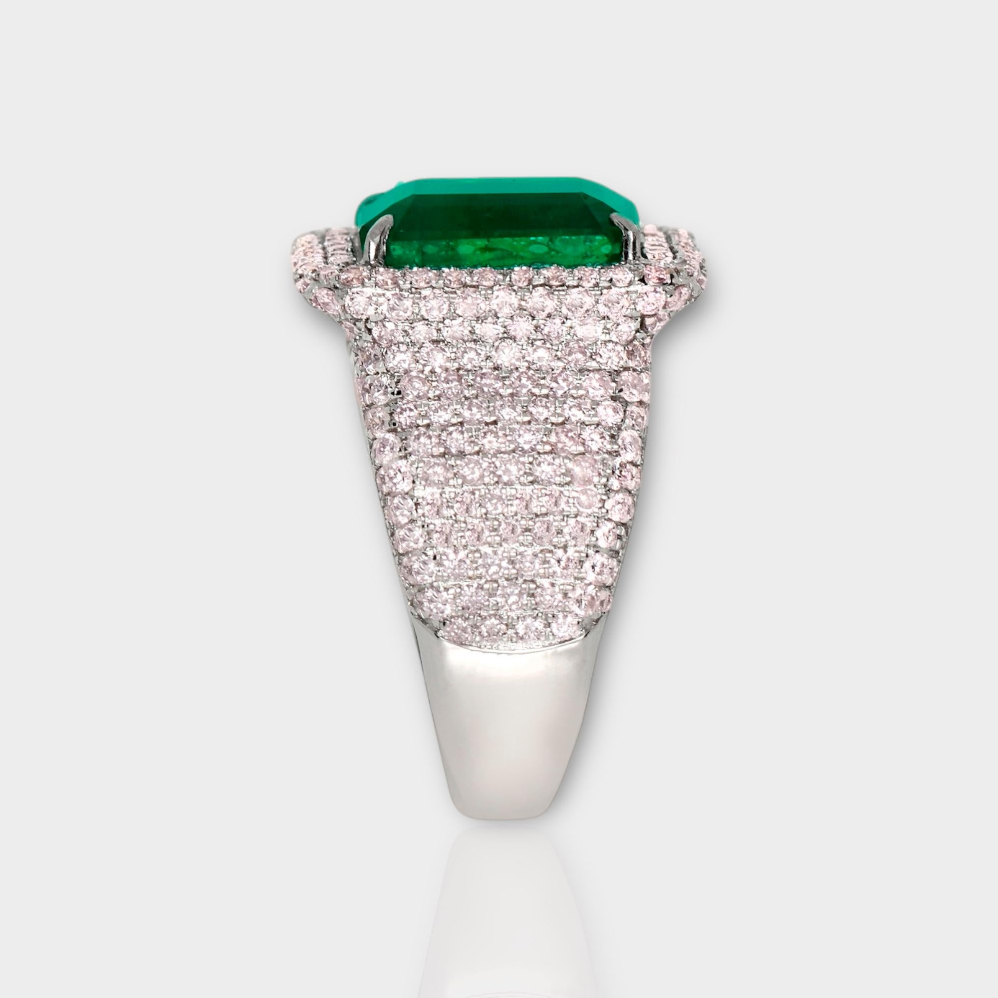 Emerald Cut IGI 18k 5.20 Ct Natural Emerald&Pink Diamonds Antique Engagement Ring For Sale
