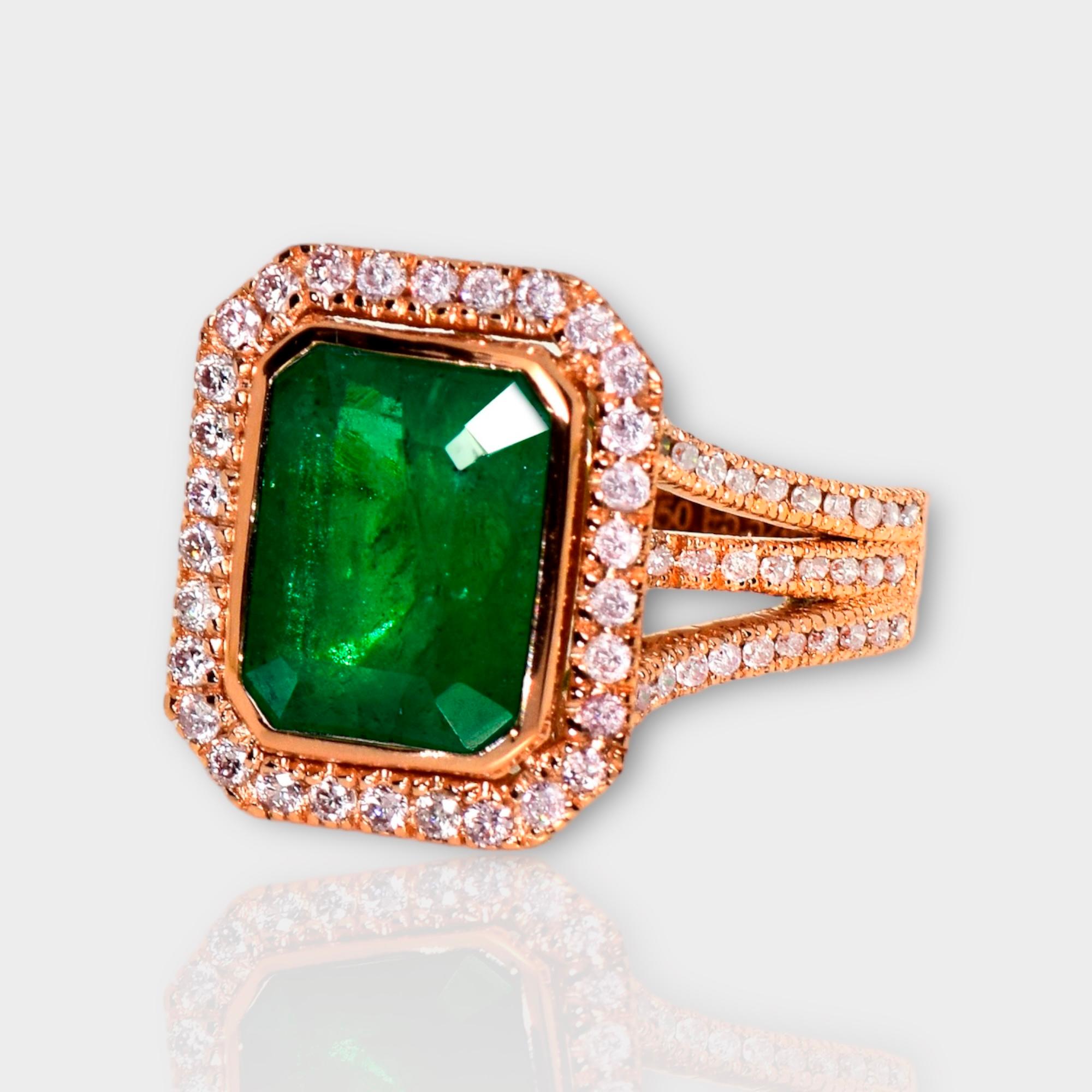 Contemporaneo IGI 18K 5.52 Ct Natural Emerald&Pink Diamonds Antique Engagement Ring in vendita