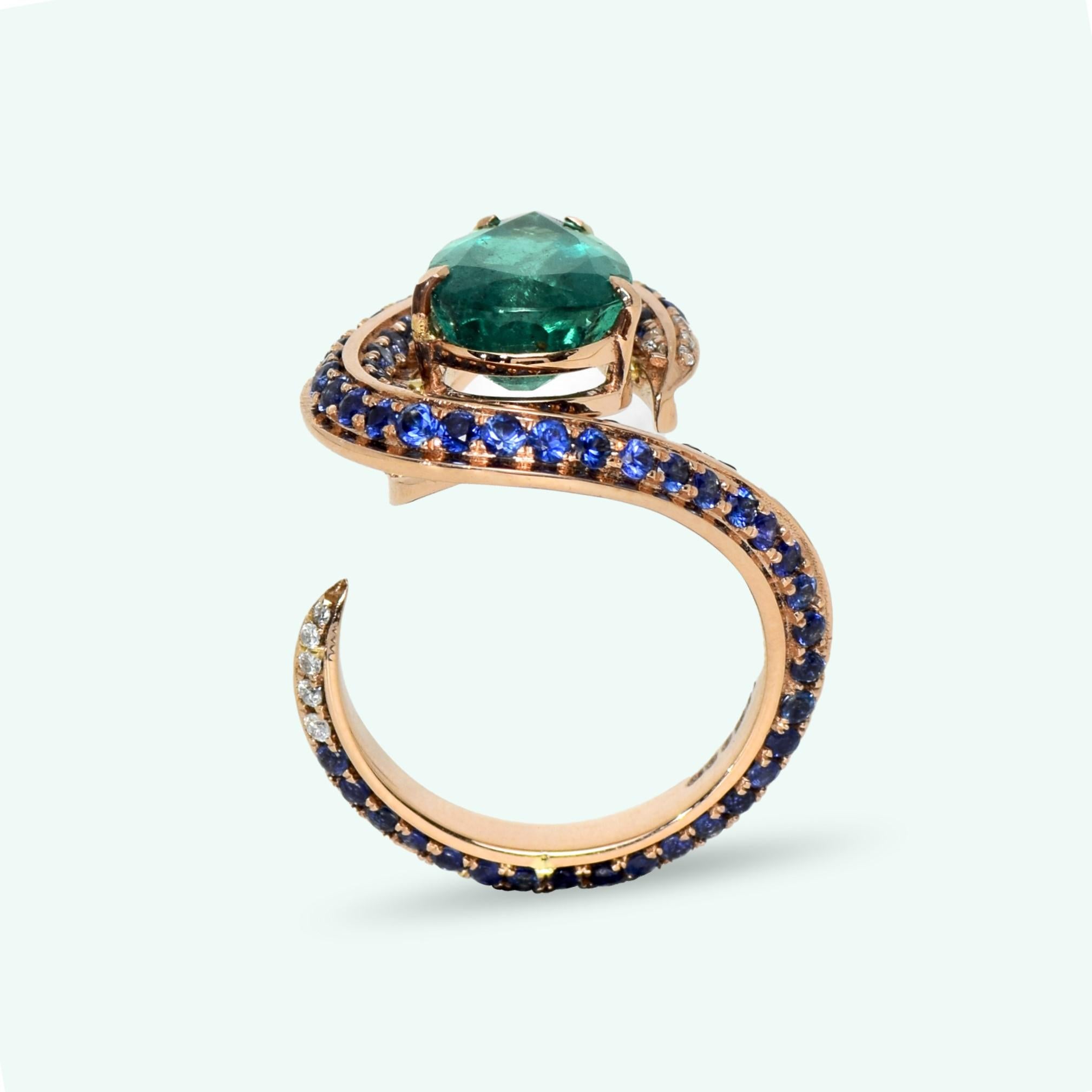 Contemporary IGI 18k 3.61 ct Vivid Emerald and Diamond Antique Art Deco Style Engagement Ring