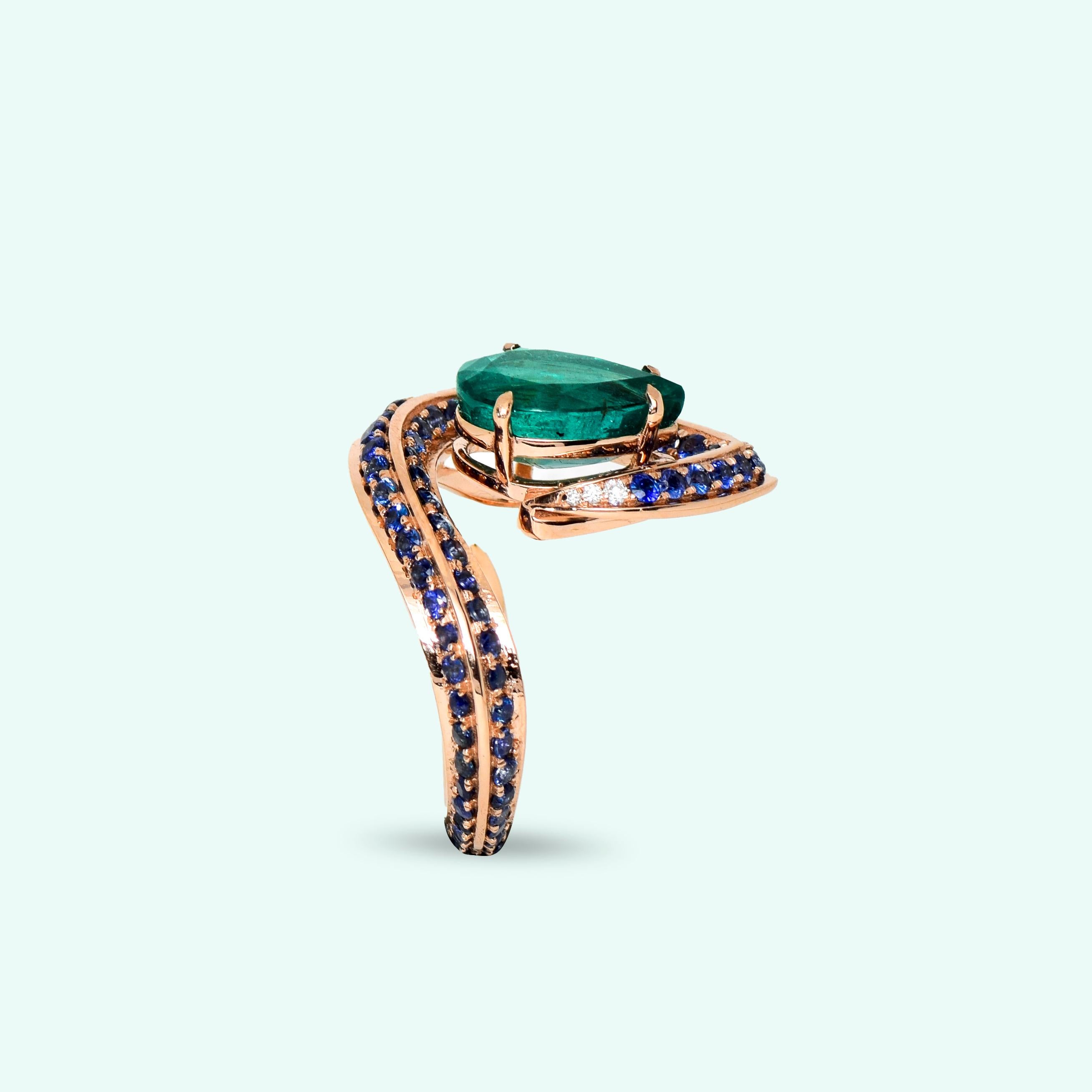 Pear Cut IGI 18k 3.61 ct Vivid Emerald and Diamond Antique Art Deco Style Engagement Ring