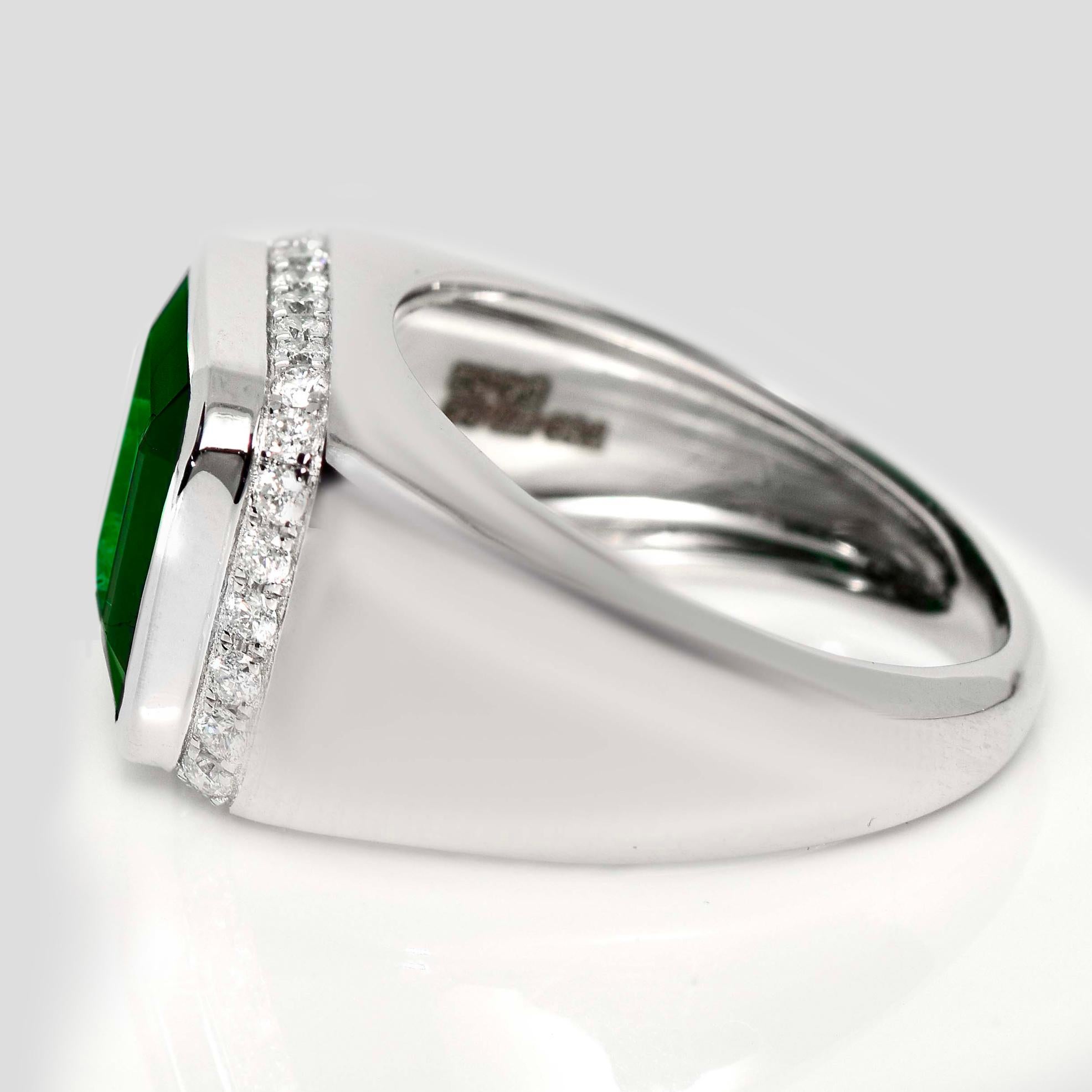 IGI 18K 7,00 Quilates Esmeralda Verde Viva Natural&Diamantes Anillo de Compromiso Antiguo Corte esmeralda en venta