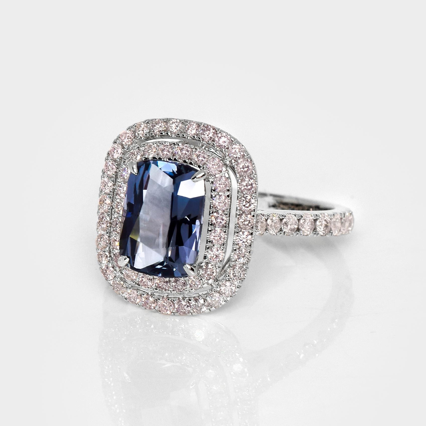 Cushion Cut IGI 2.46 Ct 18K White Gold Titan Spinel&Pink Diamonds Antique Engagement Ring For Sale