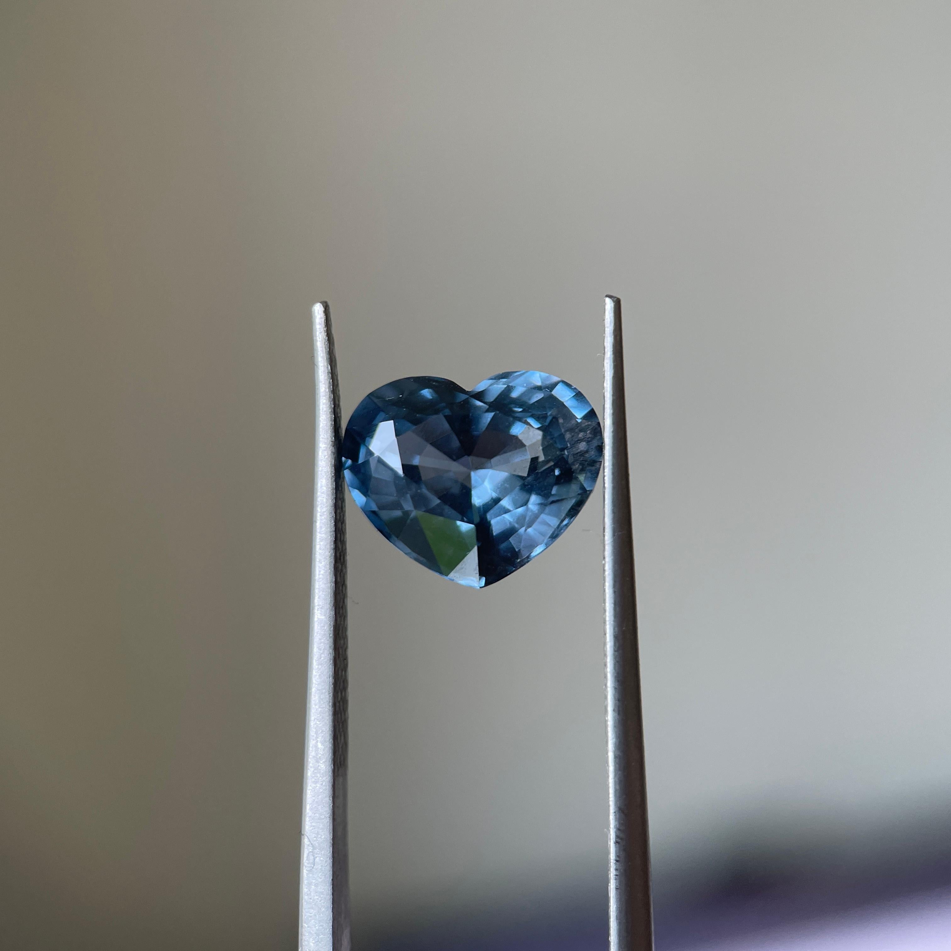 IGI 3.46Ct Greyish Blue Spinel-Flawless, sparkle & Precision Cut(10.0x8.4x5.7mm) In New Condition For Sale In Singapore, SG