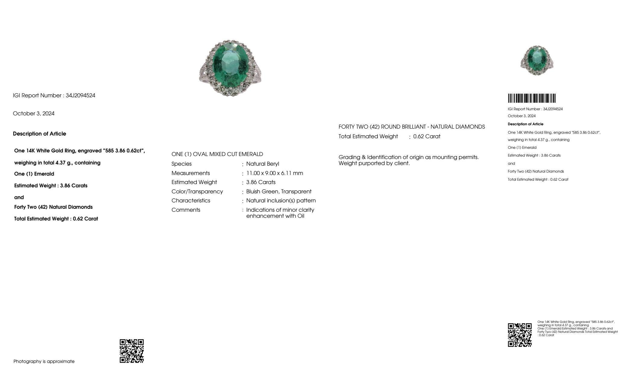 Art Deco IGI 3.86 Ct 14K White Gold Colombia Color Emerald&Diamond Engagement Ring For Sale