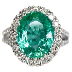 IGI 3,86 qt Oro Blanco 14K Color Colombia Esmeralda y Diamante Anillo de Compromiso