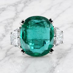 IGI, smeraldo verde da 5,25 carati, diamanti a forma di mezzaluna GIA da 1,00 carati, oro bianco 18 carati