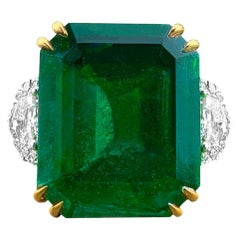 IGI and GIA Certified 10.81 Carat Green Emerald Shield Diamond Ring