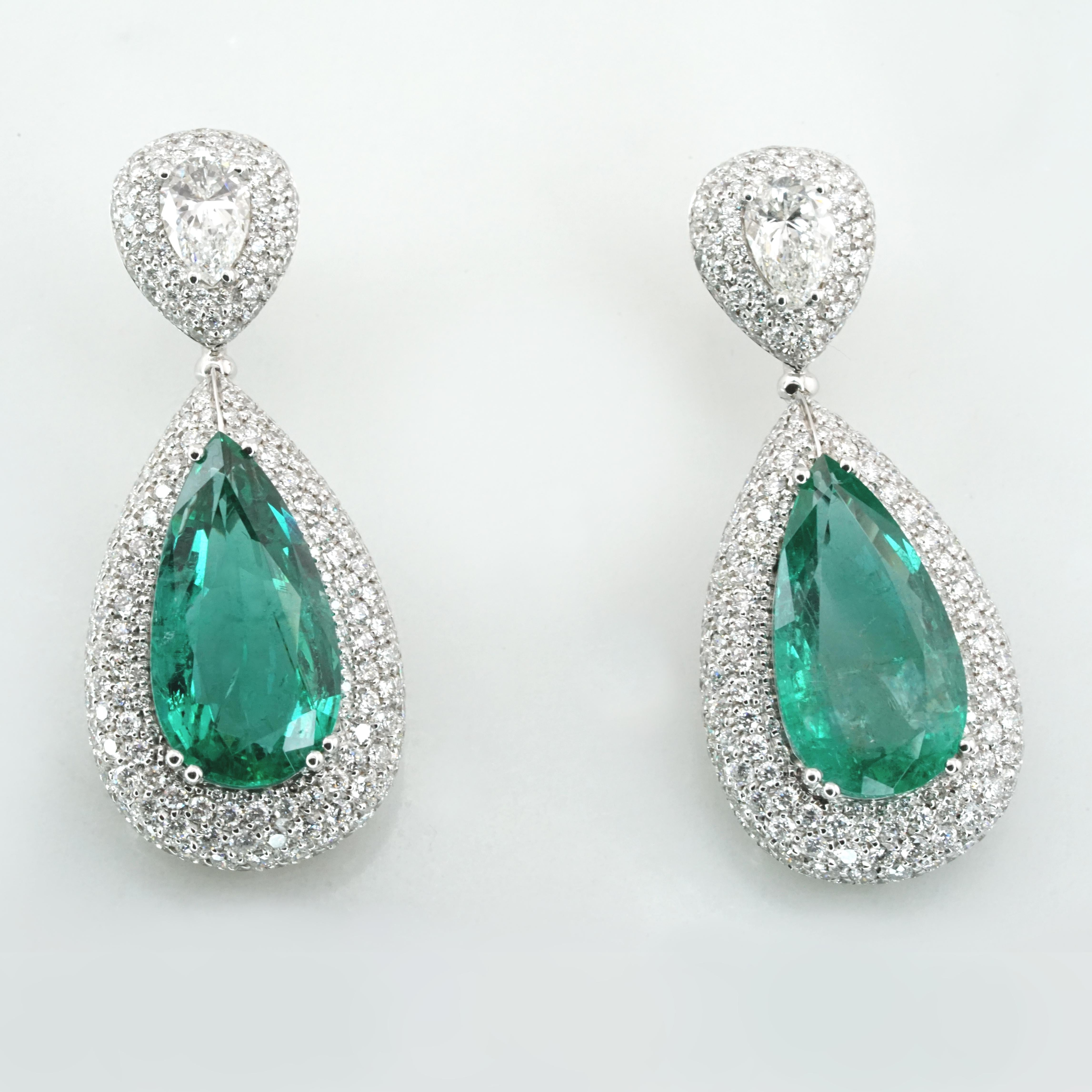 Contemporary IGI and GIA Certified 13 Carat Pear Cut Green Emerald Diamond Earrings For Sale
