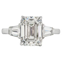 IGI ANTWERP 2.51 Carat Emerald Cut Diamond Ring 