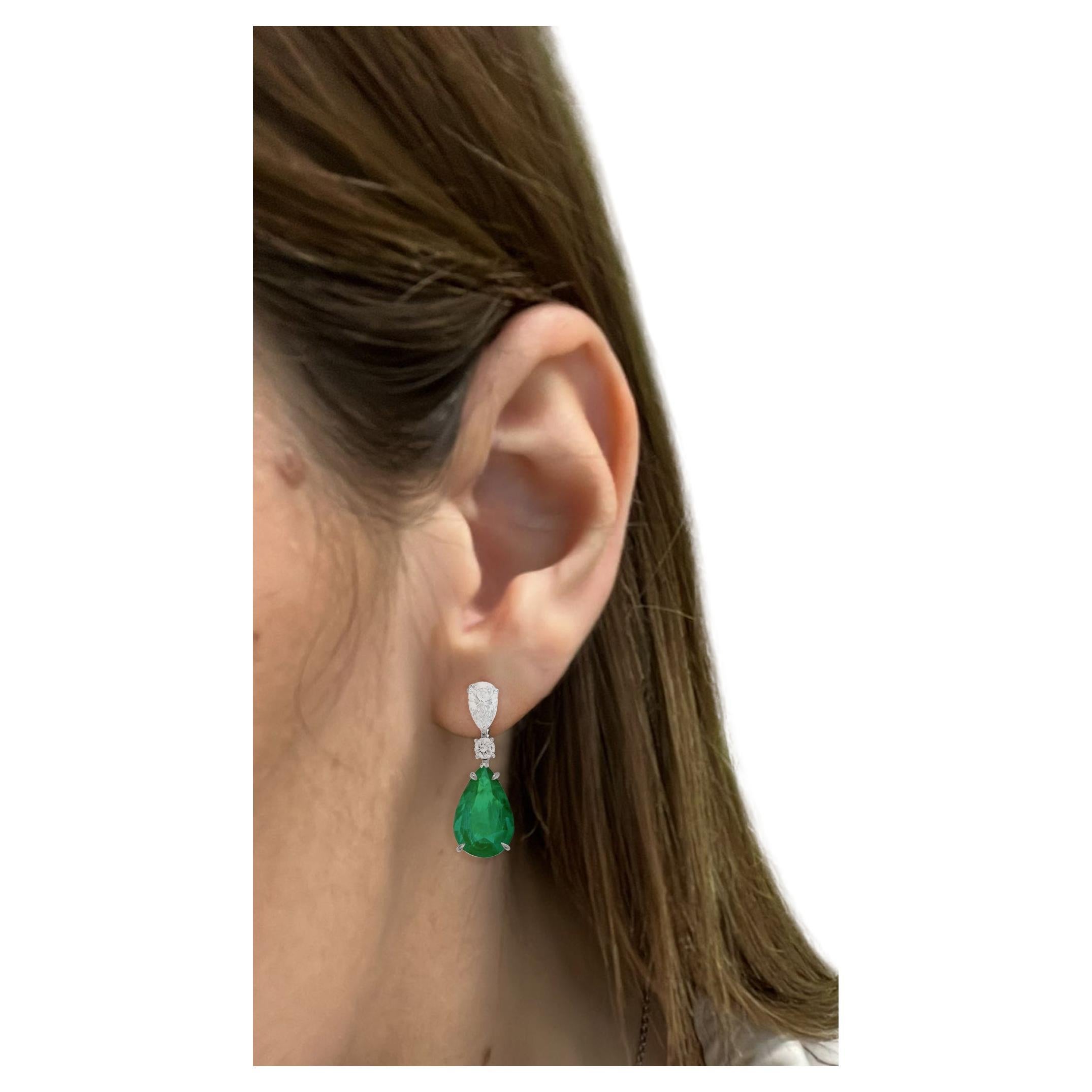 IGI ANTWERP Certified 13 Carat Pear Cut Emerald Diamond Dangle Earrings 