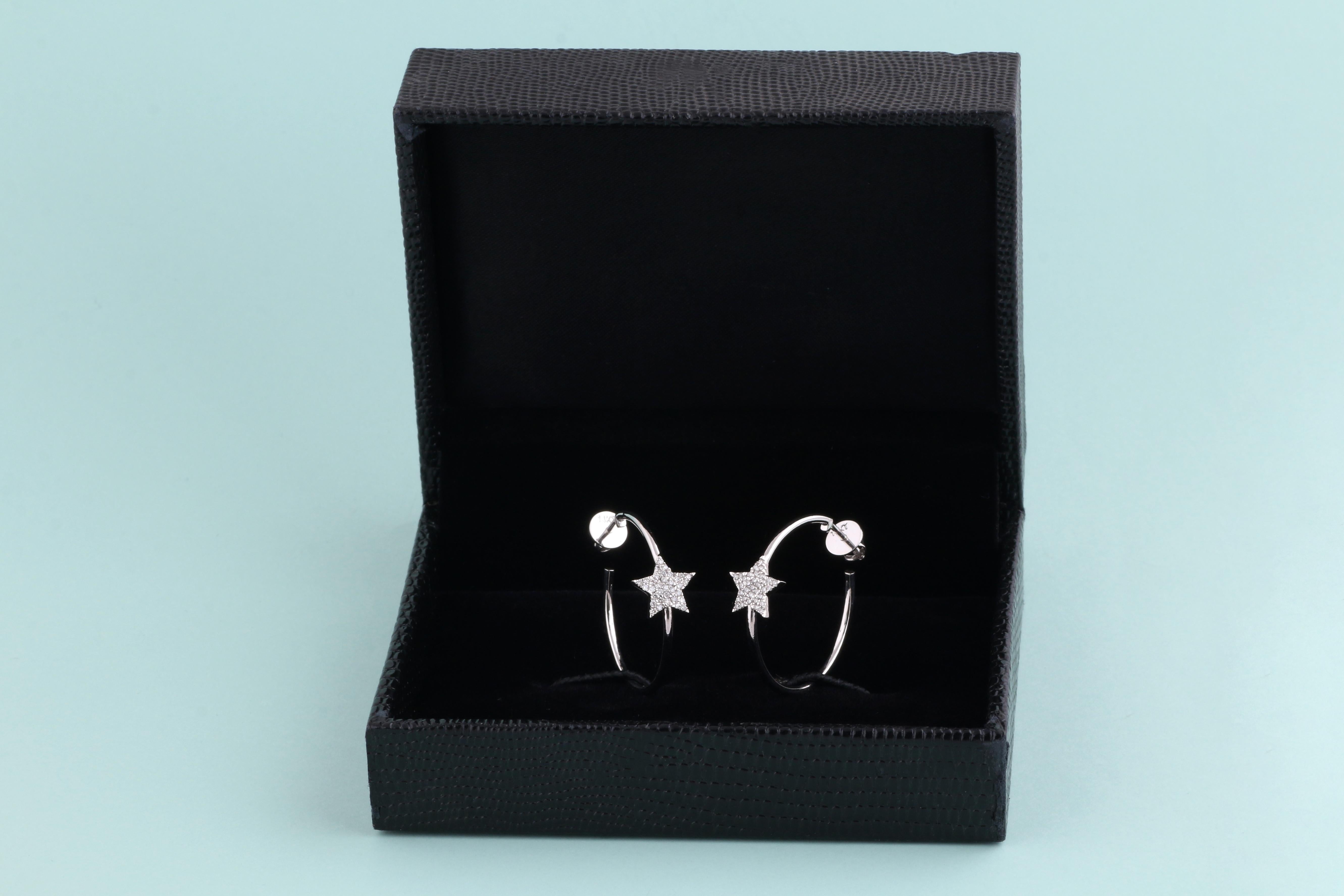 Women's IGI Certified 0.23 Carat Natural Diamond 'SI/H-I' 14K White Gold Hoop Earrings For Sale