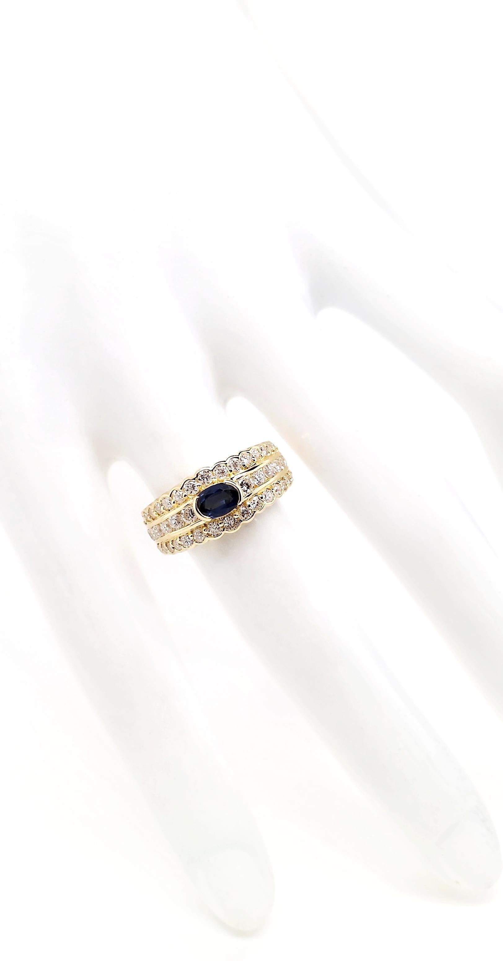Bague en or jaune 18 carats avec saphir non traité 0,51 carat et diamants 1,22 carat certifiés IGI Unisexe en vente
