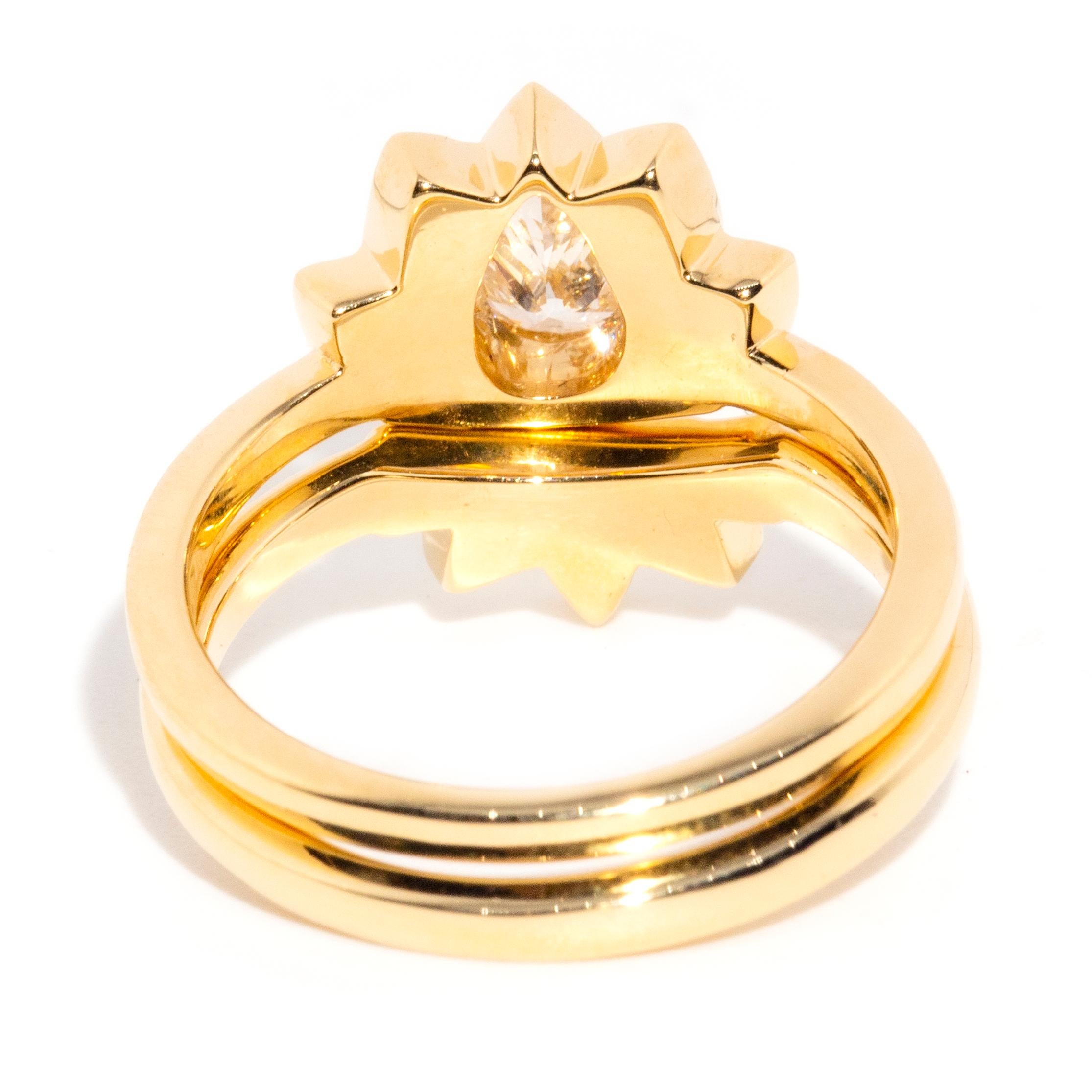 IGI Certified 0.52 Carat Pear Cut Diamond 18 Carat Gold Lotus Two Ring Set For Sale 4