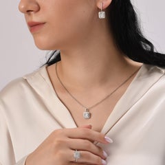 IGI Certified 0.56 Carat Natural Diamond Statement Necklace in 18K Gold