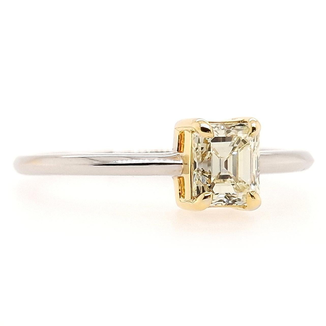 IGI Certified 0.61ct Natural Fancy Diamond 14K Yellow & White Gold Ring For Sale 2