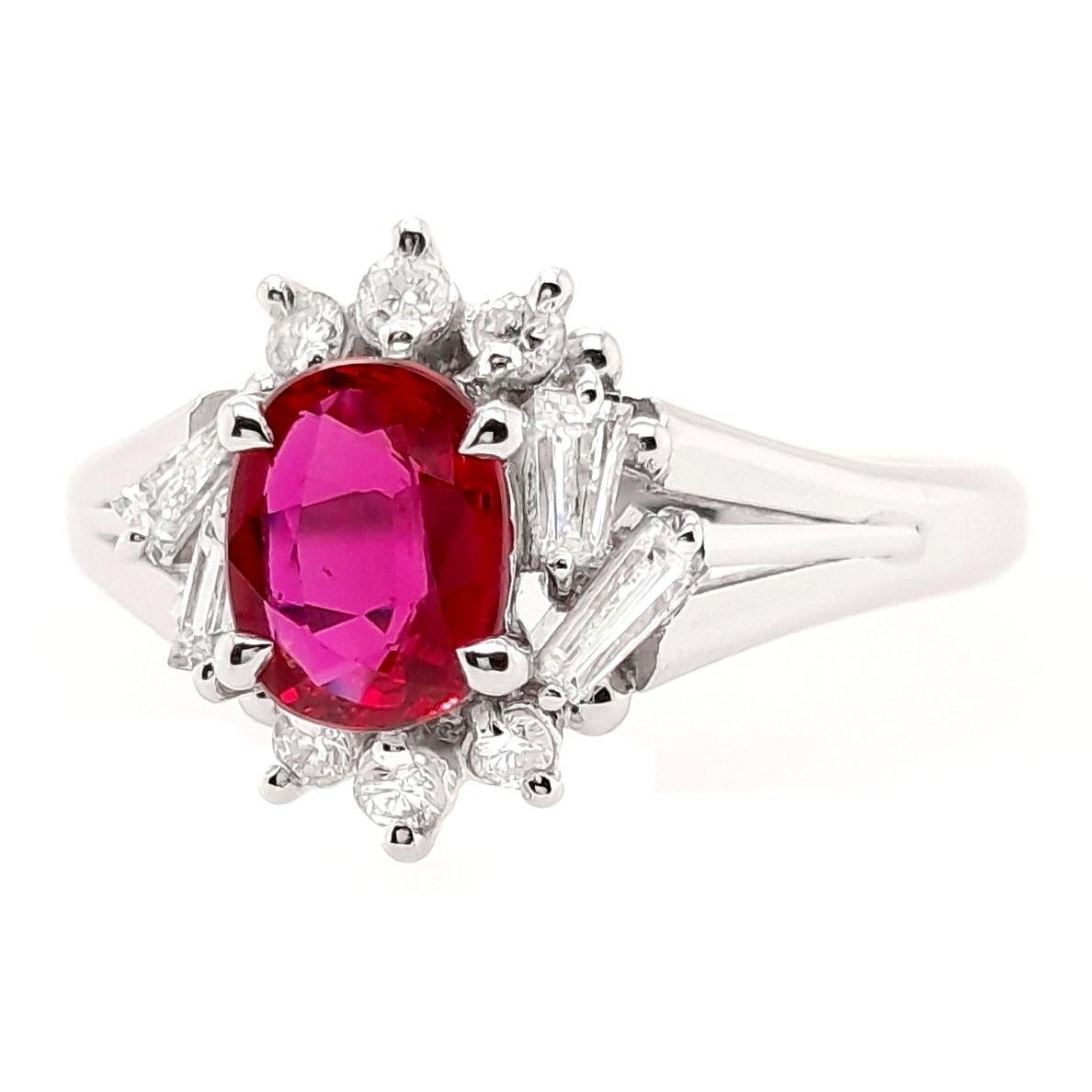 IGI Certified 0.68ct Natural Ruby and 0.27ct Natural Diamonds Platinum Ring In New Condition For Sale In Hong Kong, HK