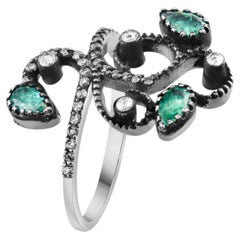 IGI Certified 0.77 Carat Natural Emerald and Diamond Statement Ring in 8K Gold