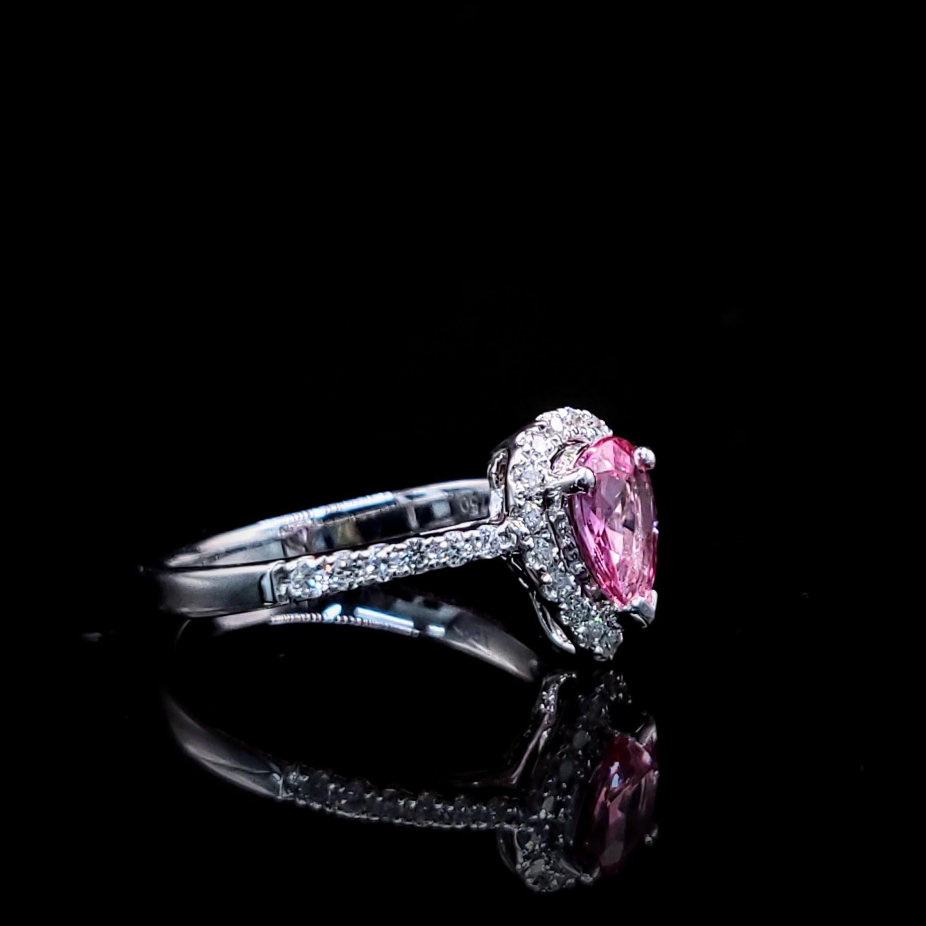 IGI-zertifizierter 0,77 Karat unbehandelter rosa Saphir & Diamantring 18K Weißgold Damen im Angebot