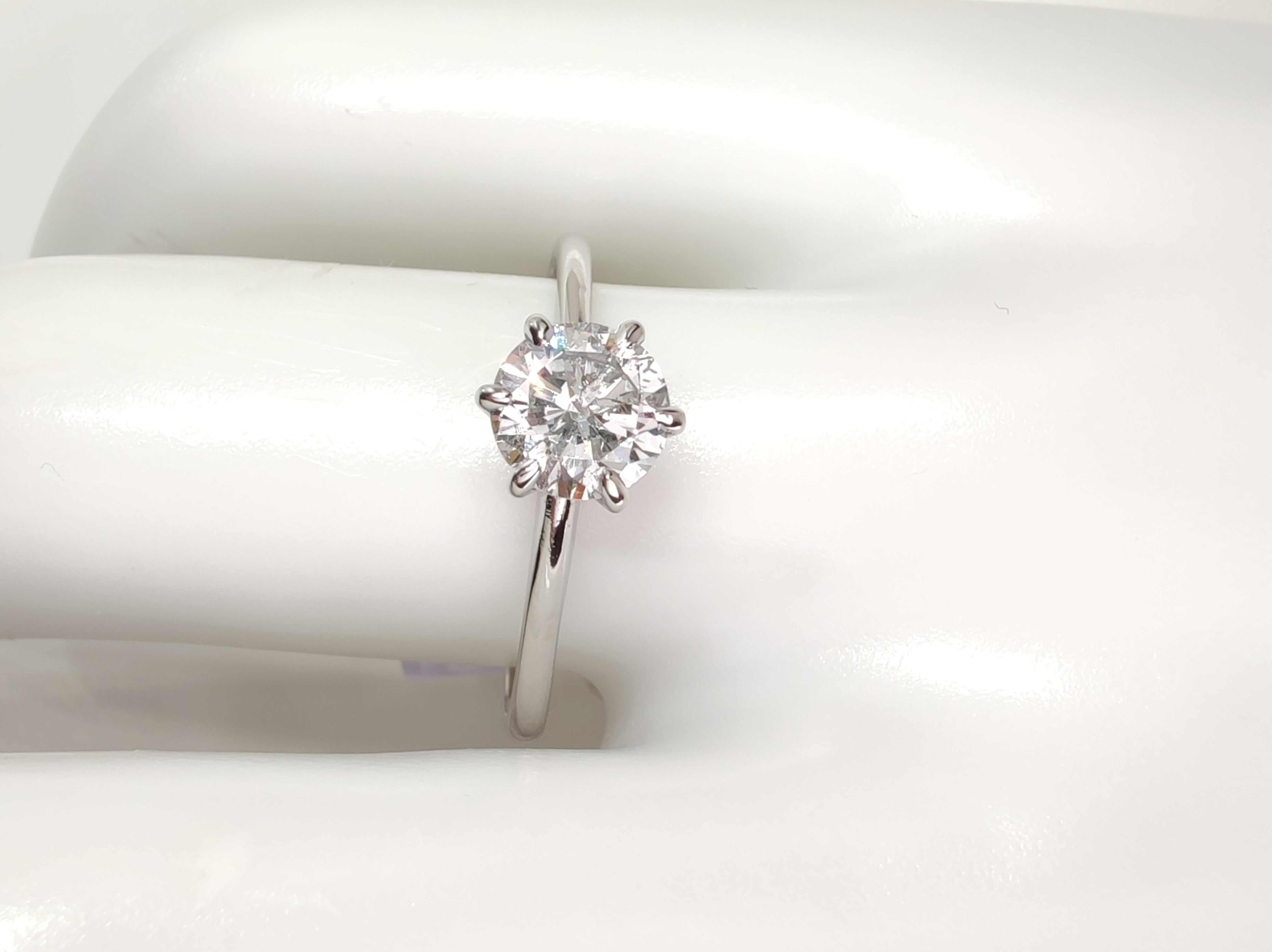 IGI-zertifizierter 0,80 Karat natürlicher Diamant Solitär-Ring -18K hite Gold - Sechs Zacken (Rundschliff) im Angebot