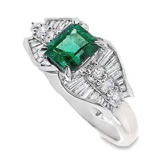 IGI Certified 0.80ct Colombian Emerald and 0.51ct Natural Diamonds Platinum Ring