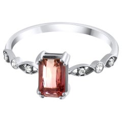IGI Certified 0.88 Carat Natural Garnet and Diamond Statement Ring in 14K Gold