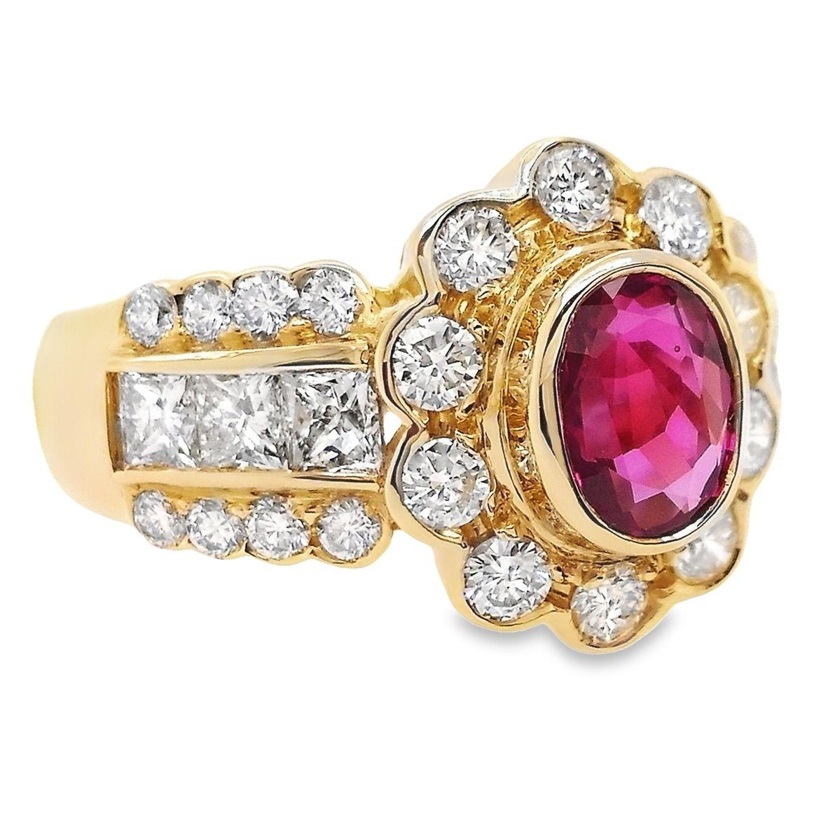 IGI Certified 0.93ct Natural Ruby 1.27ct Natural Diamonds 18K Yellow Gold Ring For Sale 2