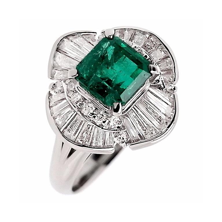 Women's IGI Certified 0.99ct Colombian Emerald and 0.80ct Natural Diamonds Platinum Ring For Sale