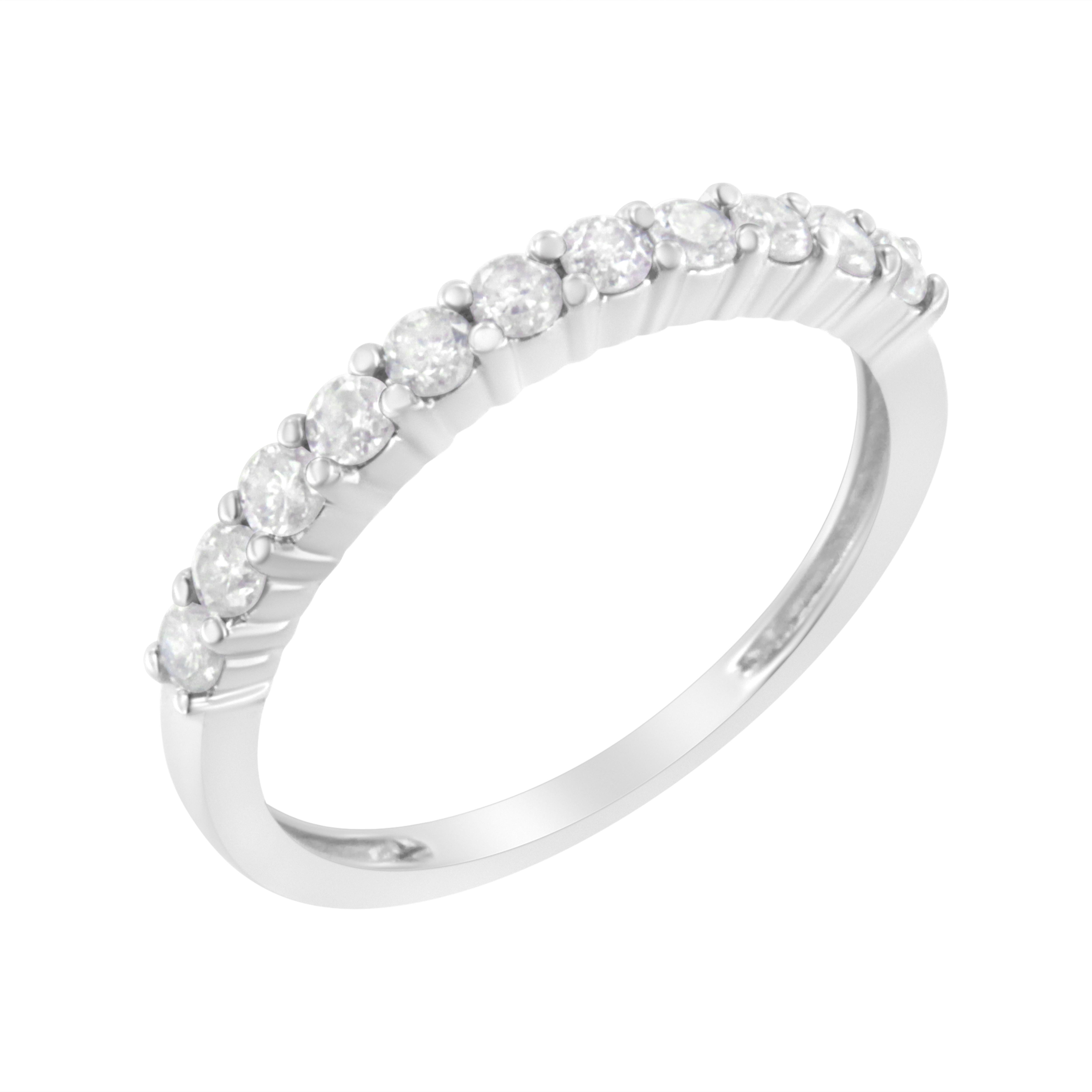For Sale:  IGI Certified 1/2 Cttw Diamond 10K White Gold Prong Set Fluted Band Style Ring 2