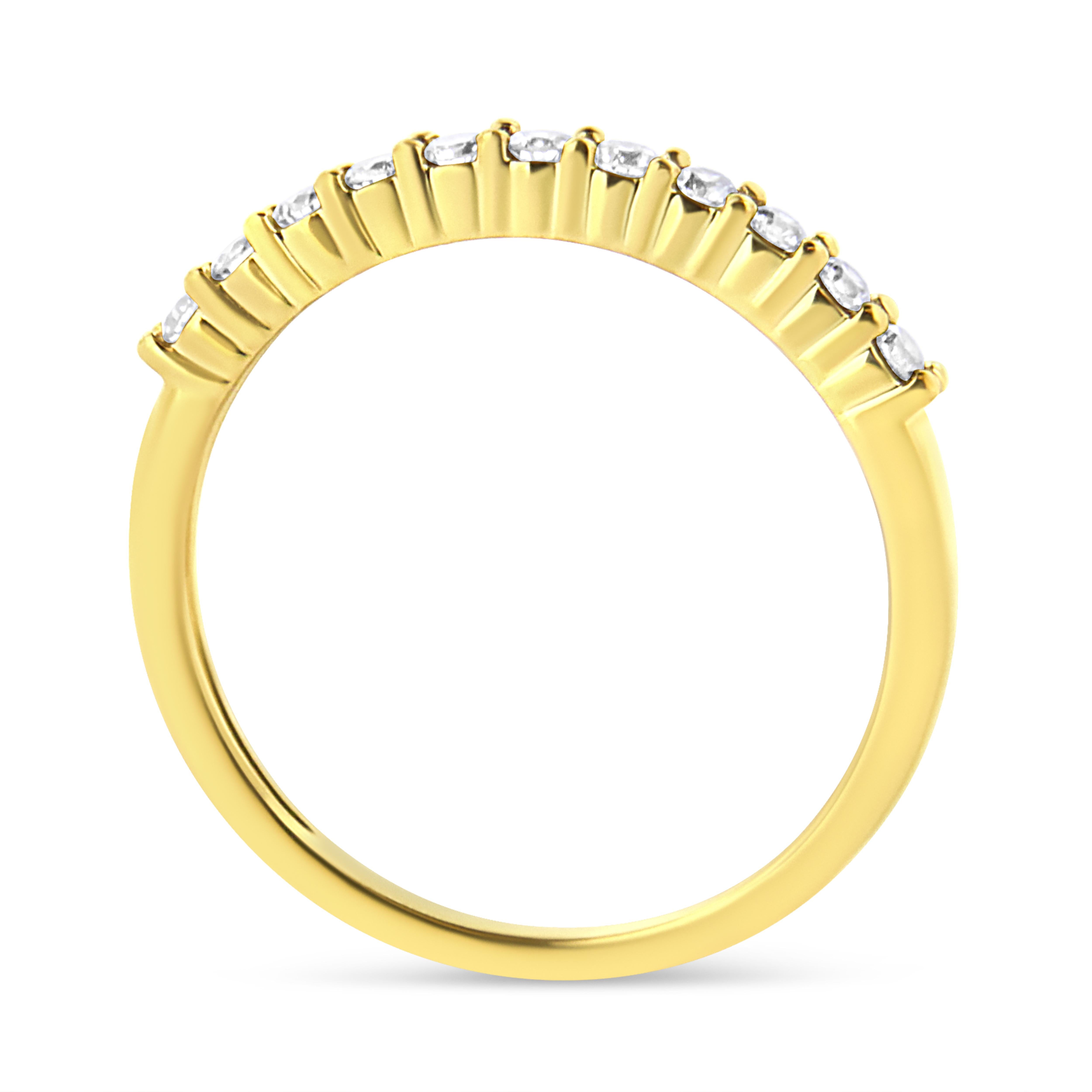 For Sale:  IGI Certified 1/4 Carat Diamond 10K Yellow Gold Prong Set Fluted Band Style Ring 2