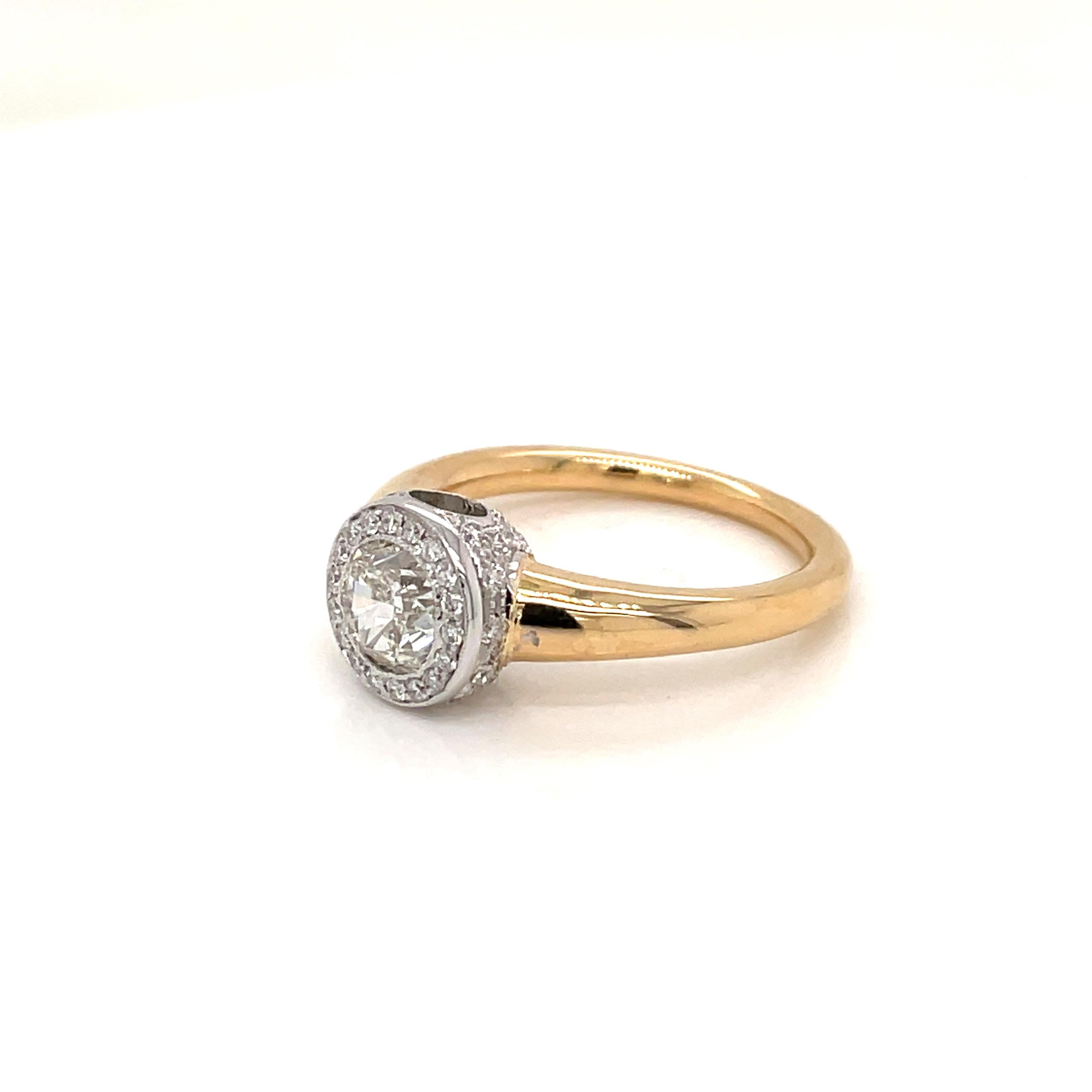 Bague solitaire en diamant taille coussin de 1 carat certifié IGI Unisexe en vente