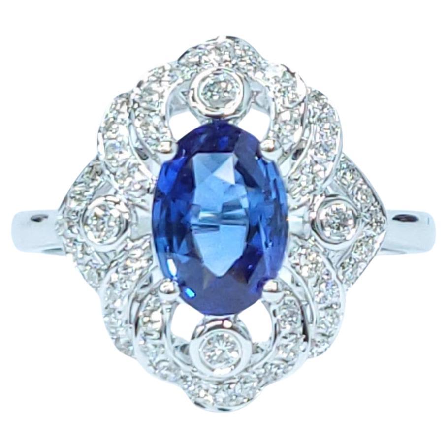 IGI Certified 1.00 Carat Blue Sapphire & Diamond Ring in 18K White Gold For Sale