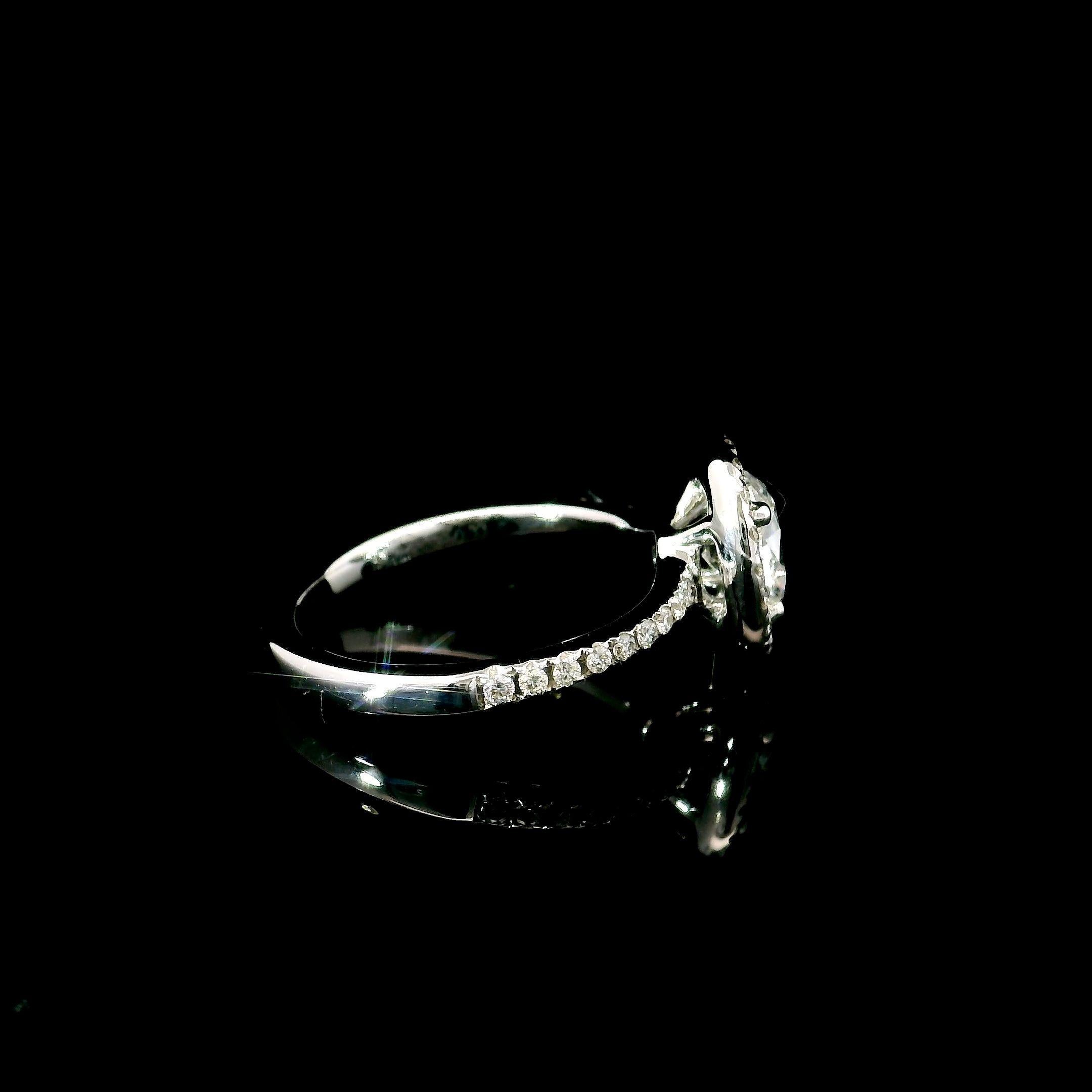 IGI Certified 1.00 Carat G Colour SI2 Clarity Diamond Ring 2