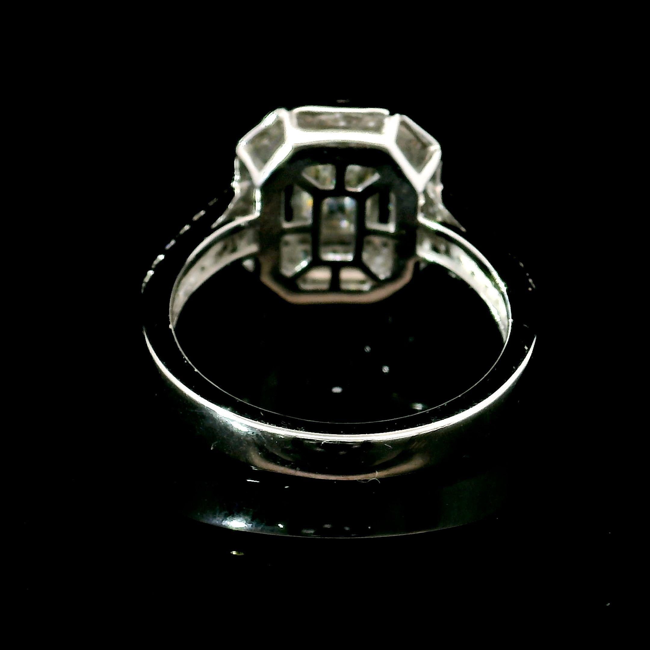 Women's or Men's IGI Certified 1.00 Carat H Colour  VS2 Clarity Diamond Ring For Sale