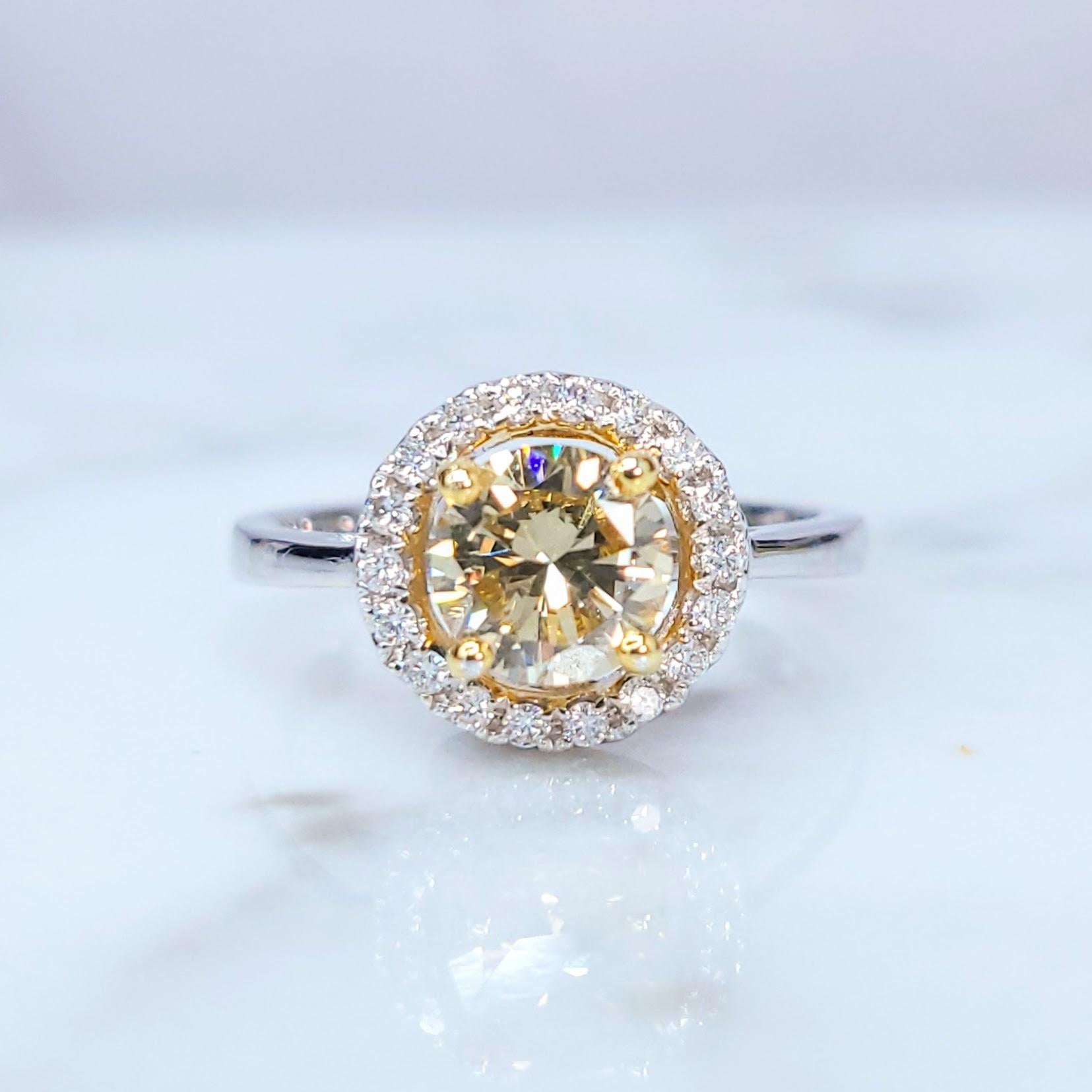 IGI Certified 1.00 Carat Yellow Diamond & 0.15 Carat Diamond Ring in 18K Gold For Sale 4
