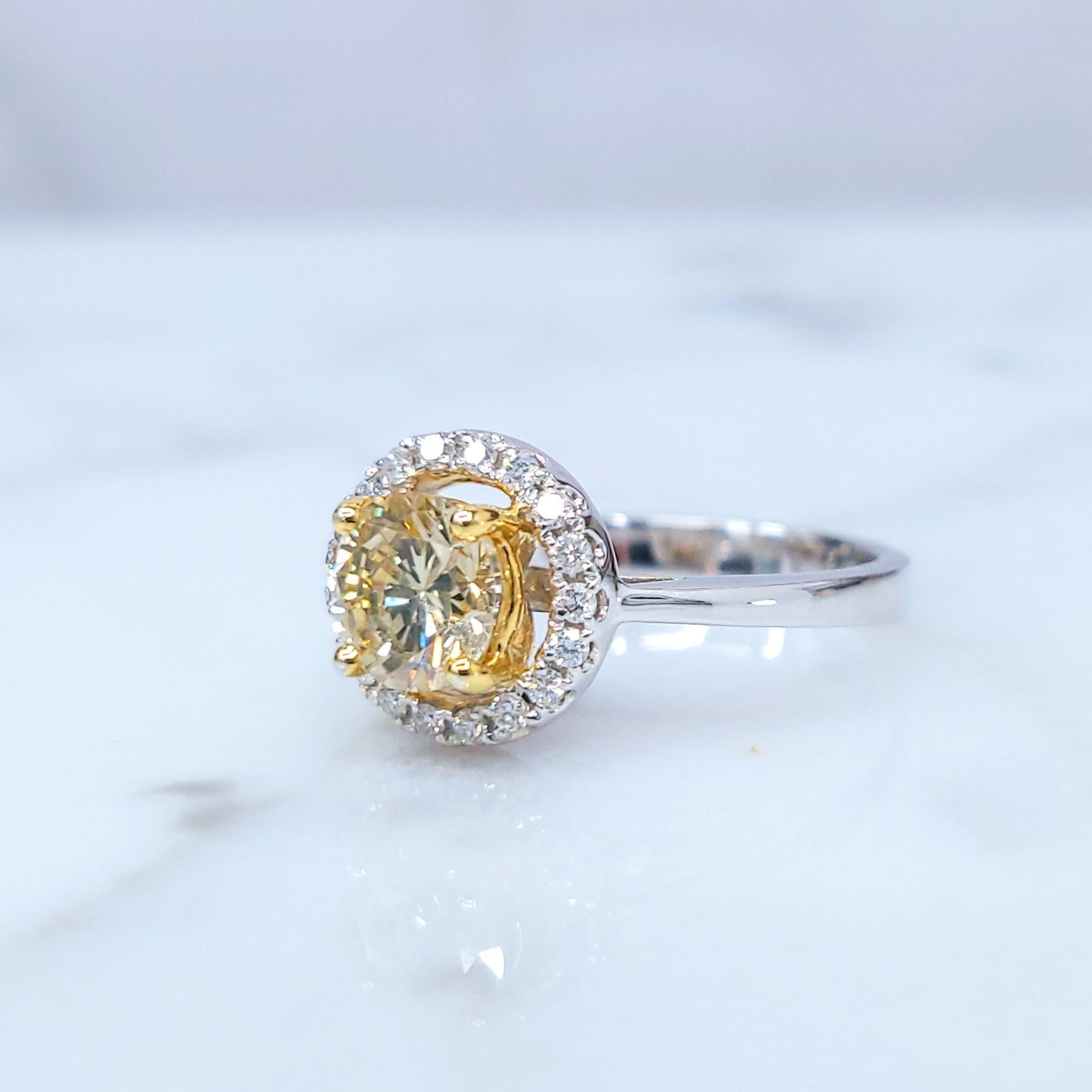 IGI Certified 1.00 Carat Yellow Diamond & 0.15 Carat Diamond Ring in 18K Gold For Sale 5