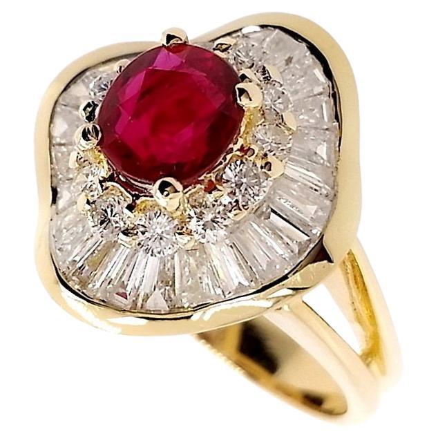 IGI Certified 1.01ct Vivid-Red Ruby and 1ct Diamonds 18k Yellow Gold Ring For Sale