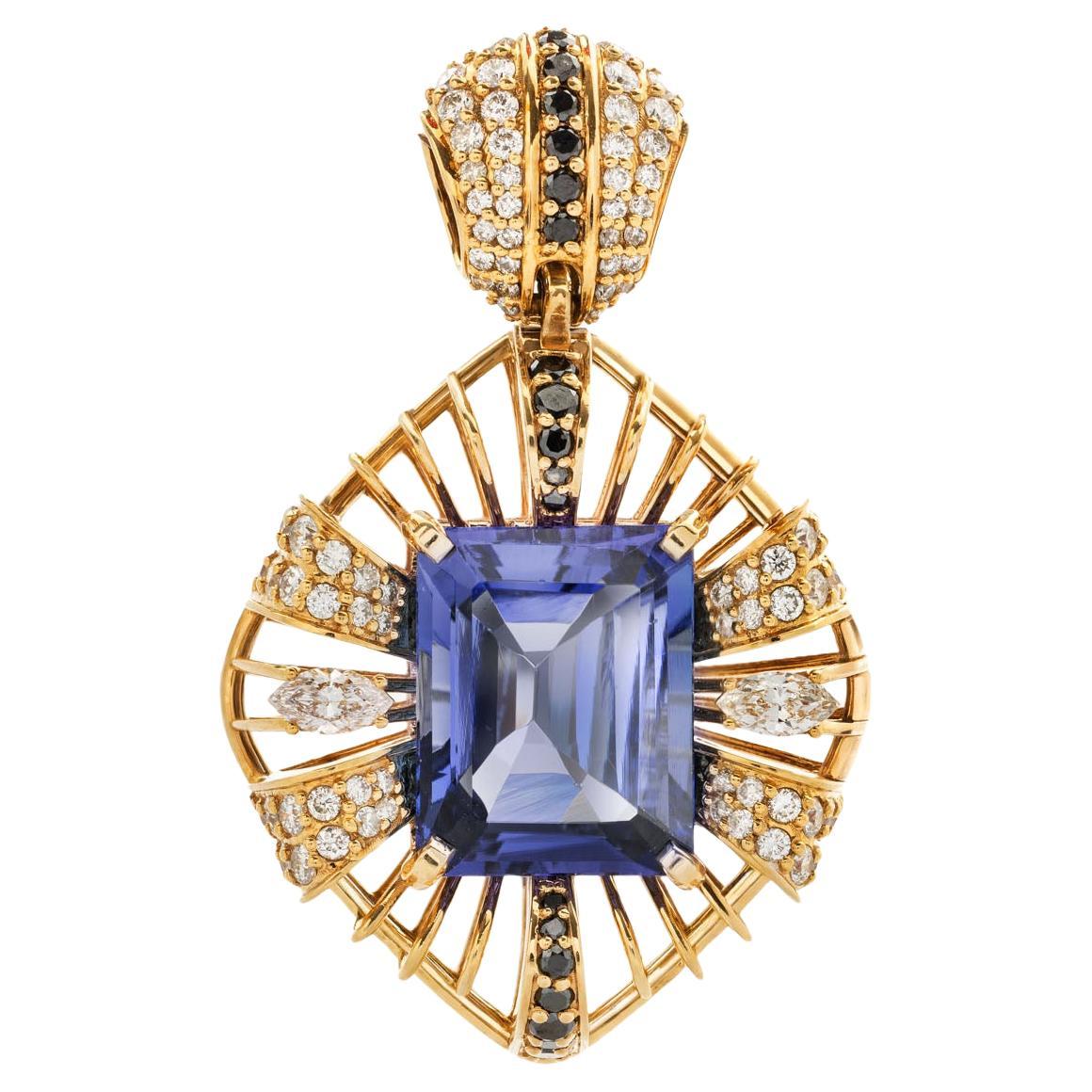 Pendentif en or jaune 18K certifié IGI 10,25 ct Tanzanite et 1,72 ct Diamant en vente