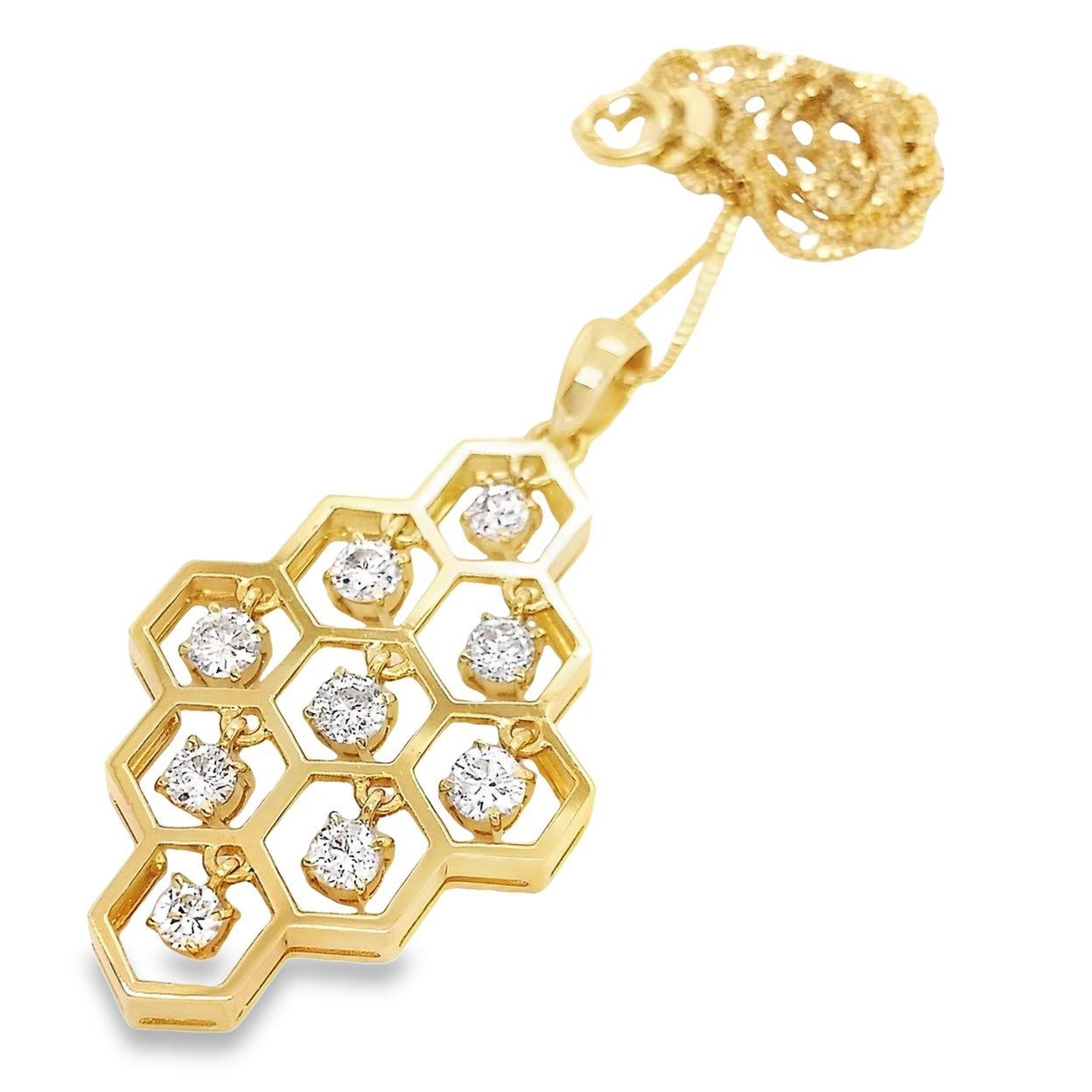 This chic 18KT yellow gold necklace, from the house of Top Crown Jewelry collection, is a unique piece of jewelry inspired by the delicate intricacy of a traditional and features 9 round brilliant natural sparkling diamonds totaling of 1.02