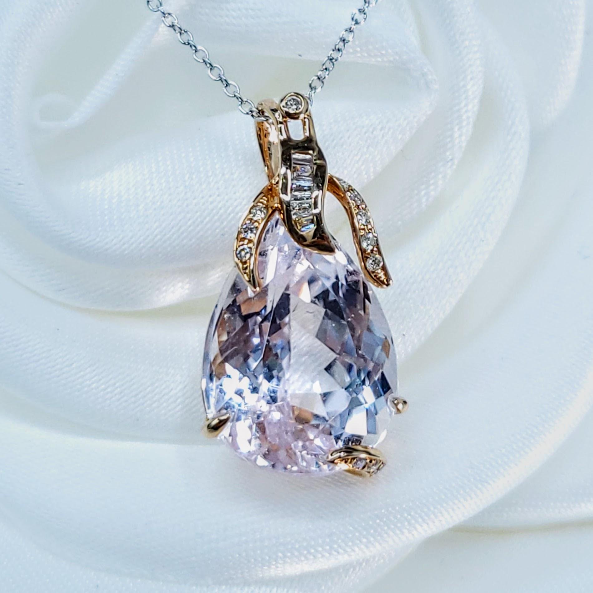 Taille poire Kunzite et diamant certifiés IGI de 10,75 carats en or rose 18 carats en vente