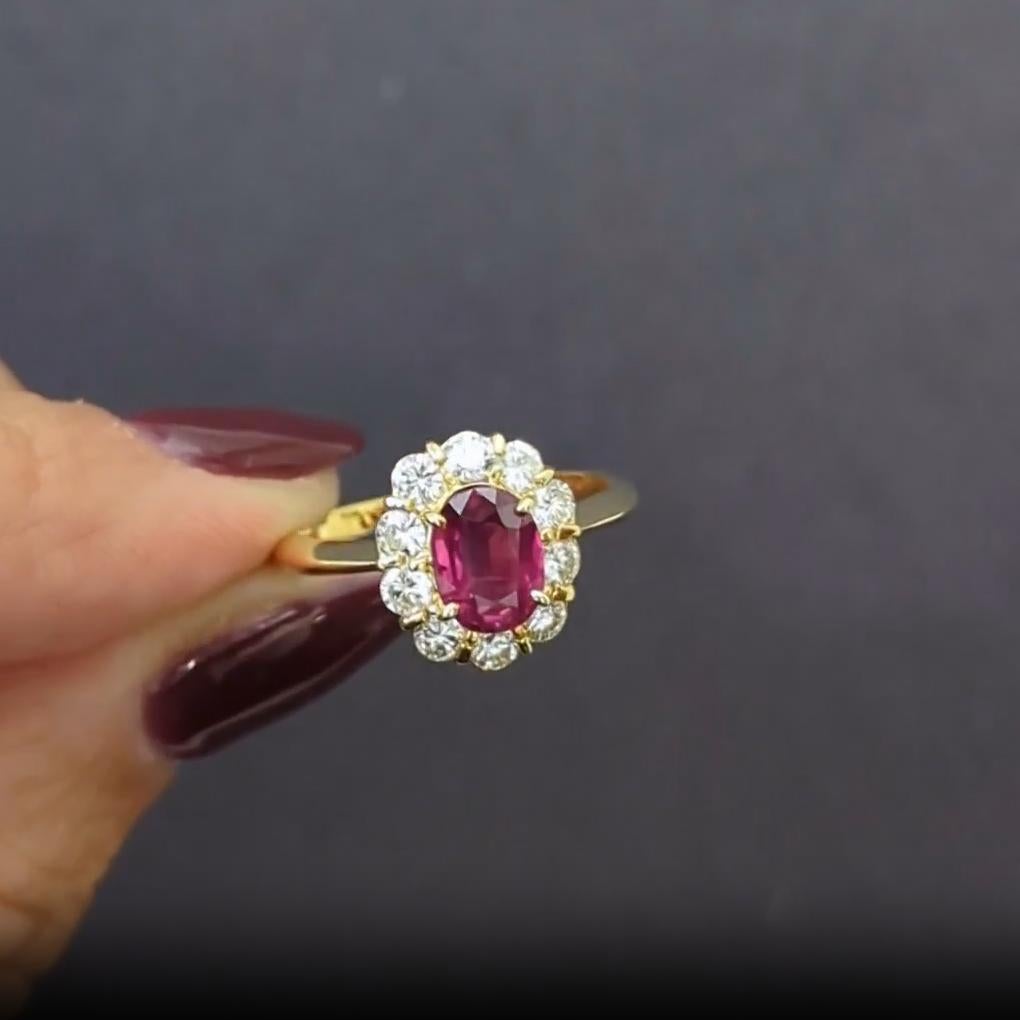 Oval Cut IGI Certified 1.08 Carat Oval Unheated Ruby 18k Yellow Gold Cocktail Ring For Sale