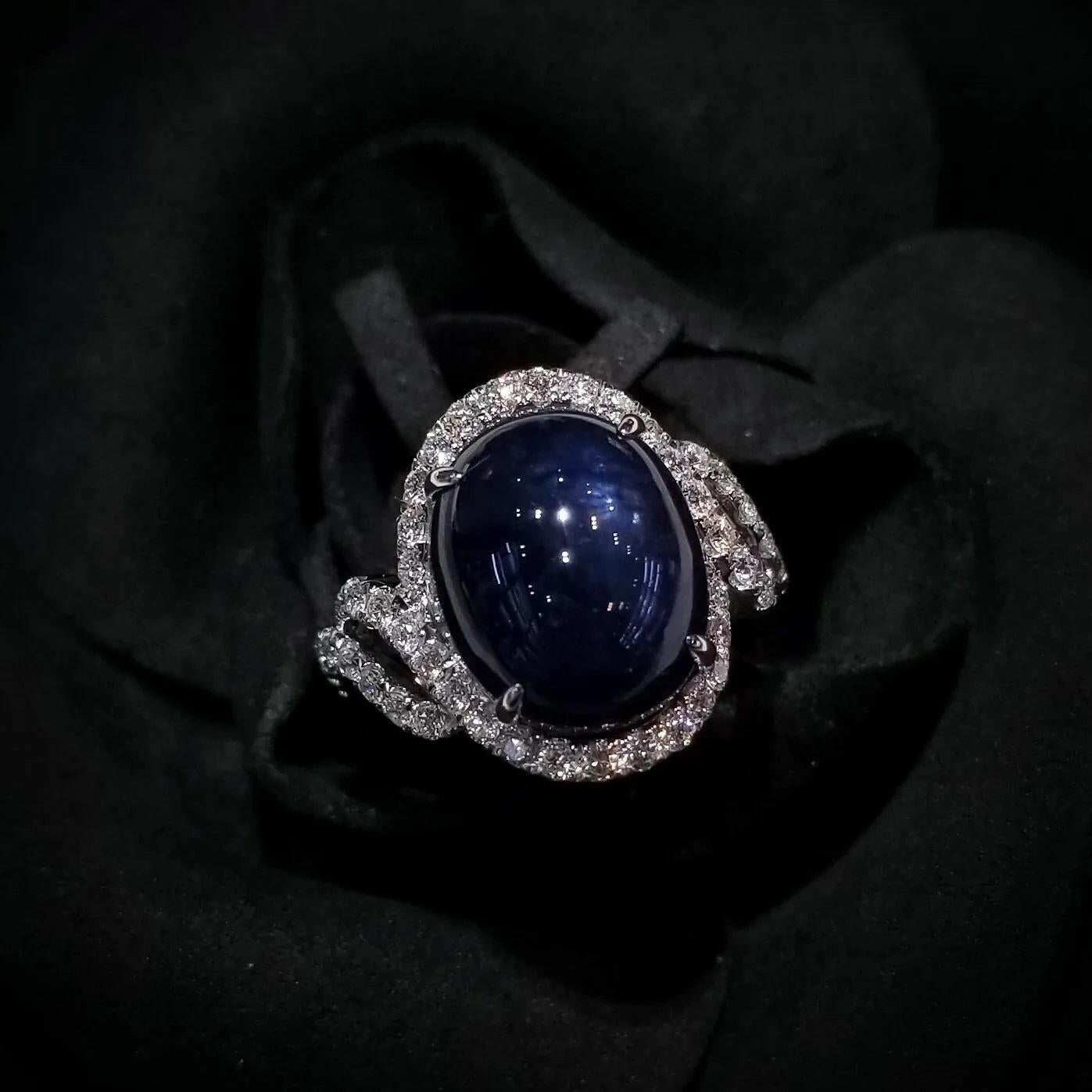 IGI Certified 11.12 Carat Blue Cabochon Sapphire & Diamond Ring in 18K WhiteGold For Sale 2