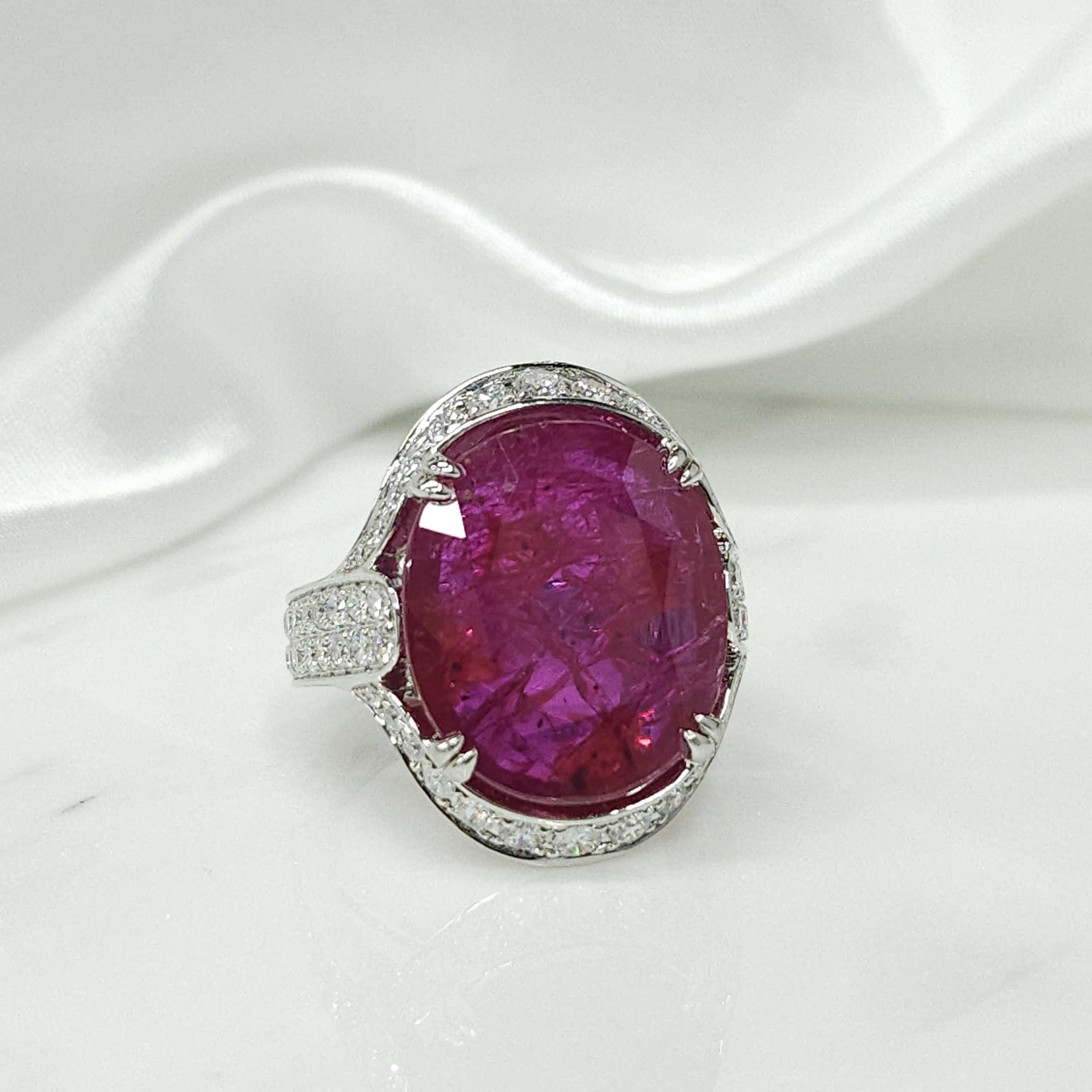 Modern IGI Certified 11.39 Carat Ruby & Diamond Ring in 18K White Gold For Sale