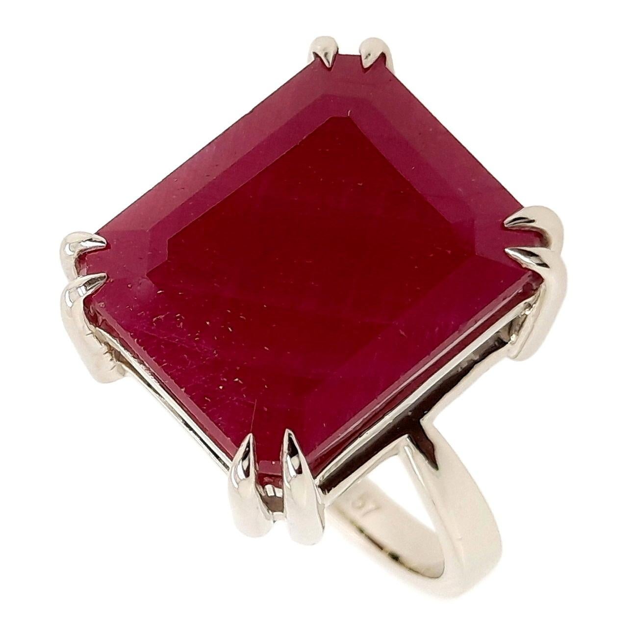 IGI Certified 11.57 Carat Not-Treated Ruby 14k White Gold Ring For Sale 1