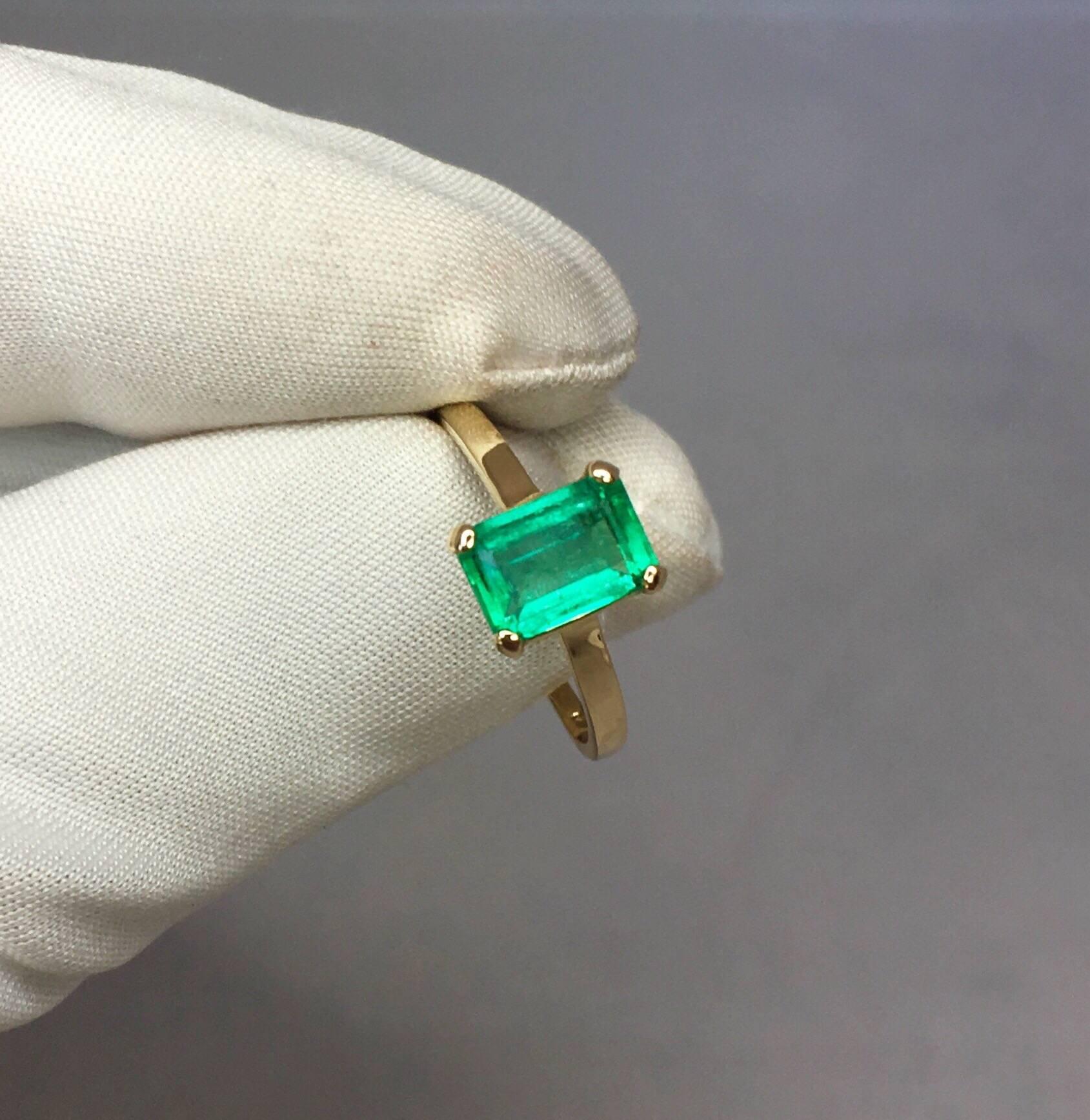 IGI Certified 1.17 Carat Vivid Green Colombian Emerald Solitaire Gold Ring 5
