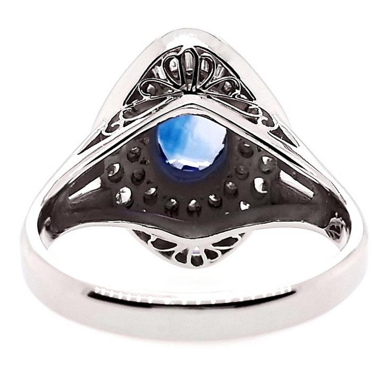 IGI Certified 1.17ct Sapphire 0.72ct Natural Diamonds Platinum Ring For Sale 2