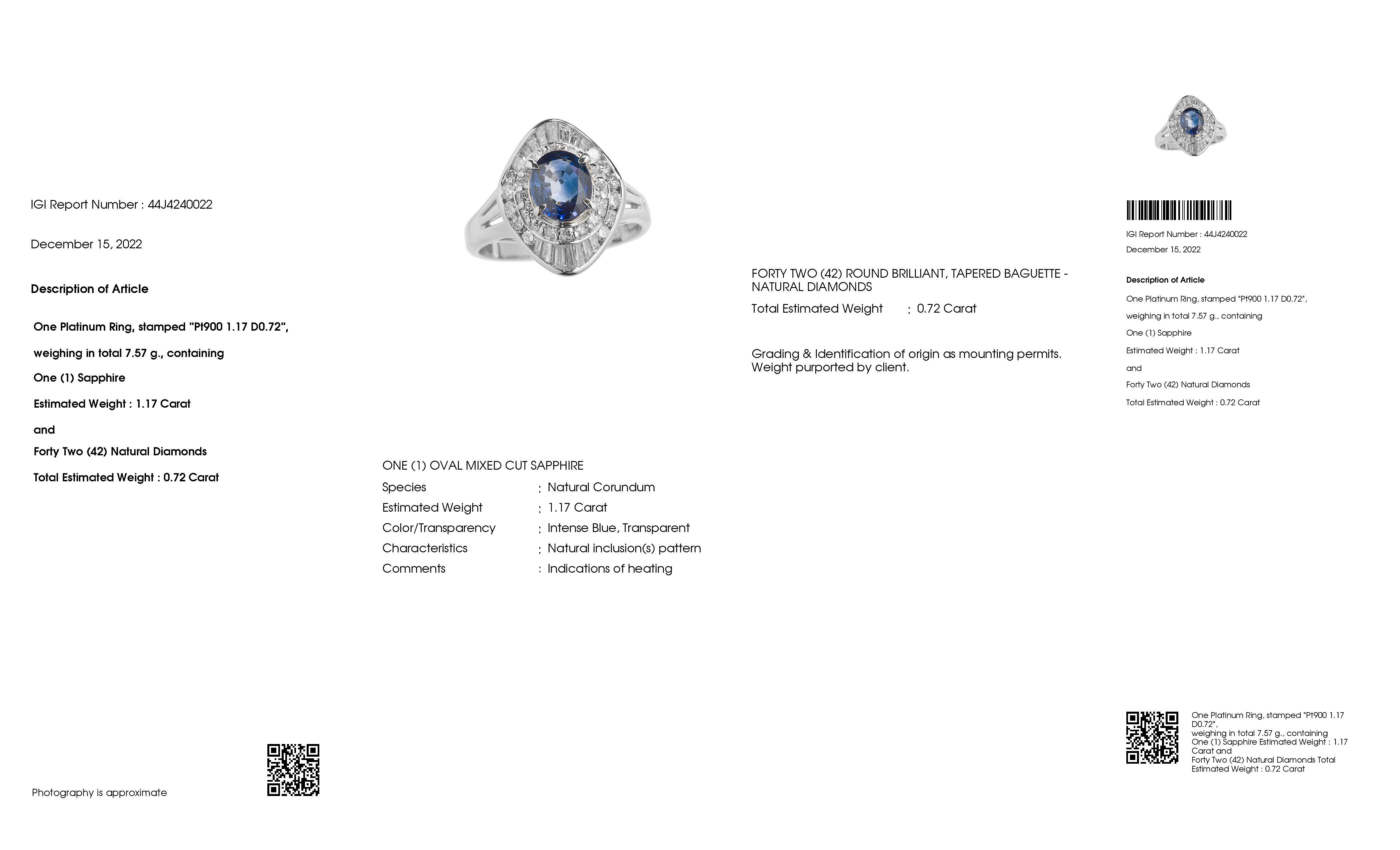IGI Certified 1.17ct Sapphire 0.72ct Natural Diamonds Platinum Ring For Sale 3