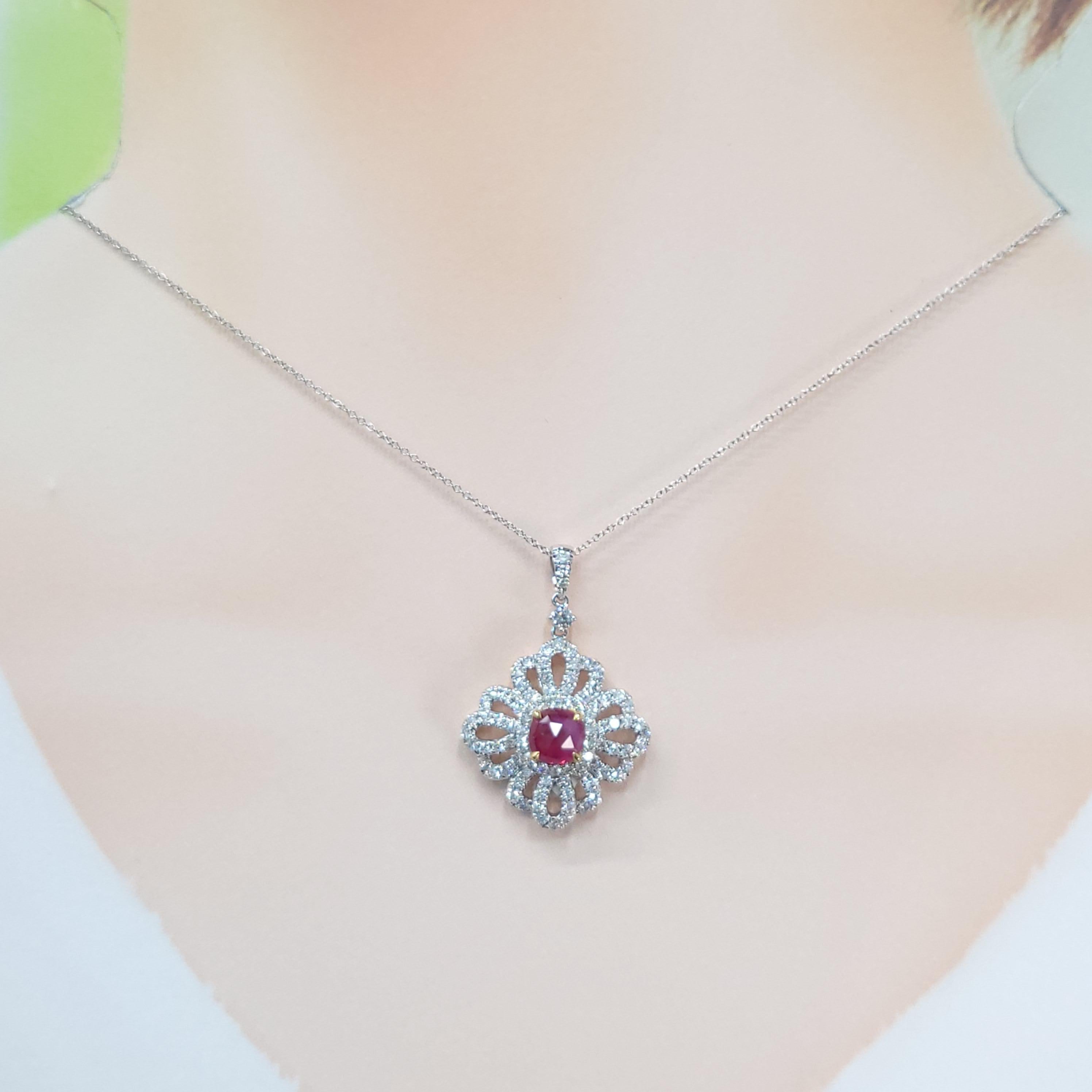 IGI-zertifizierter Anhänger aus 18 Karat Weißgold mit 1,20 Karat Burma-Rubin und Diamant (Moderne) im Angebot