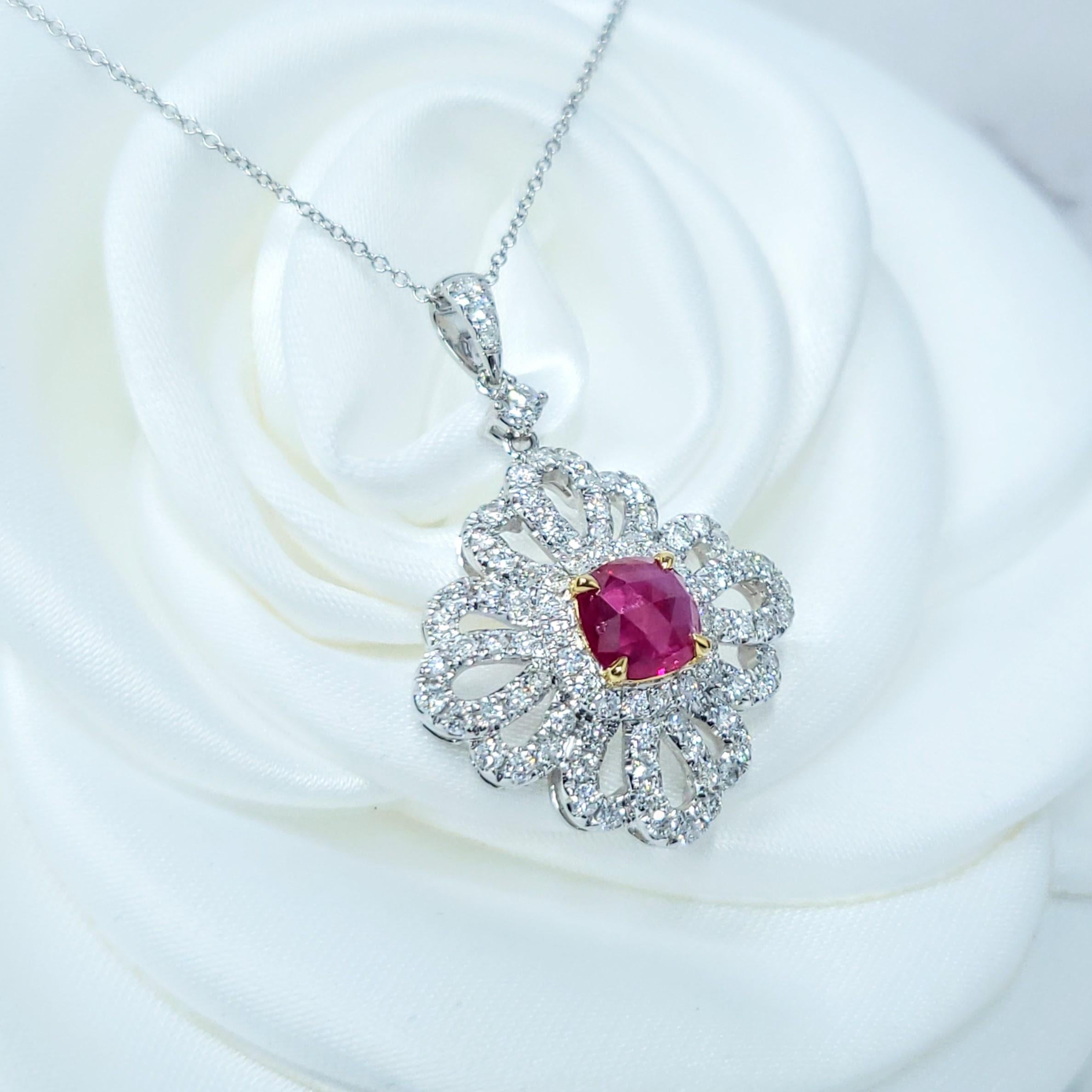 IGI-zertifizierter Anhänger aus 18 Karat Weißgold mit 1,20 Karat Burma-Rubin und Diamant Damen im Angebot