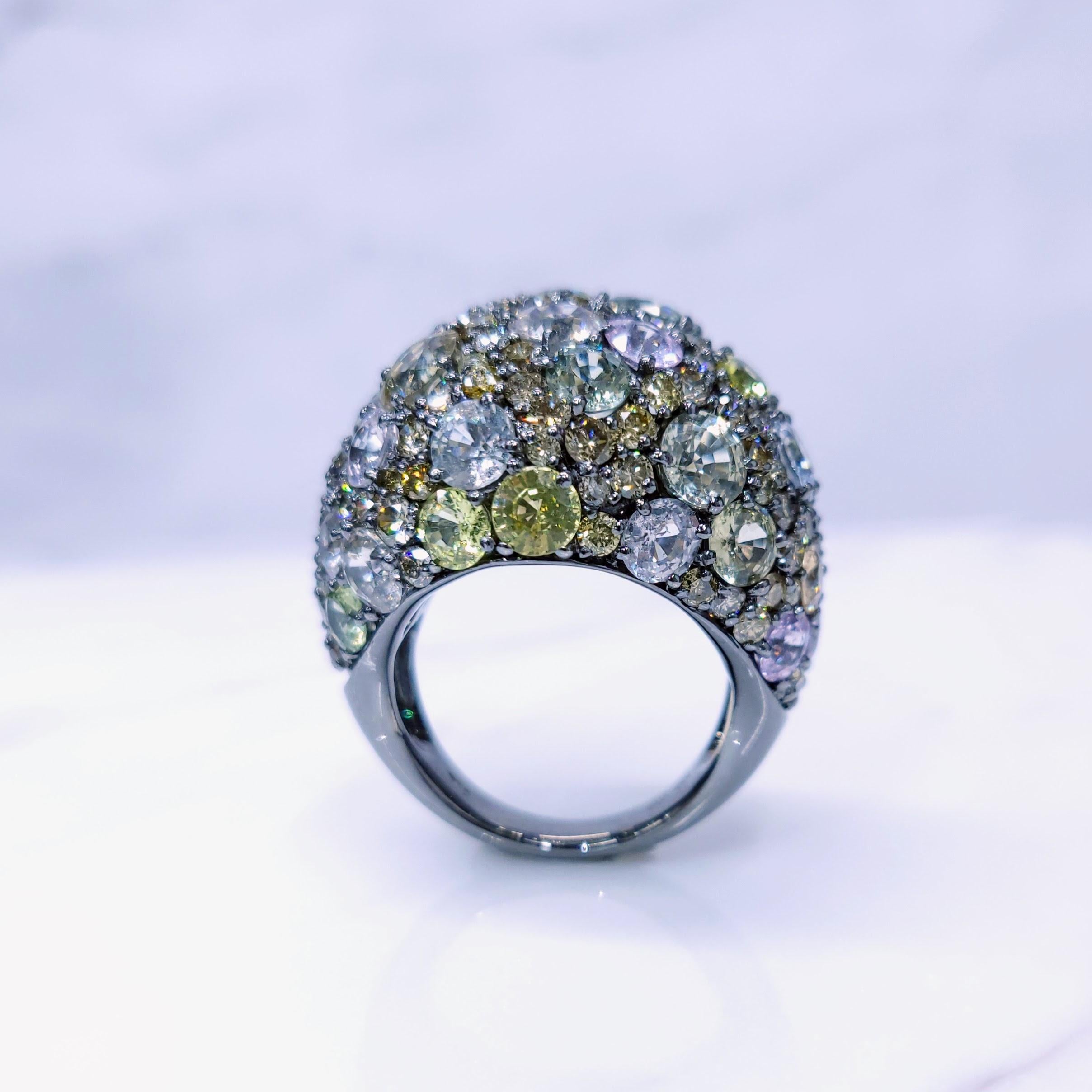 IGI Certified 12.18ct Multicolor Sapphire & 2.68ct Diamond Ring in 18K BlackGold For Sale 3